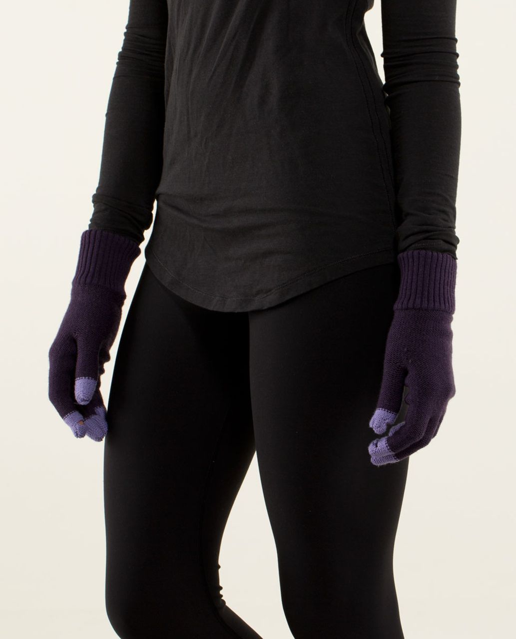 Lululemon Knit Happens Gloves - Deep Zinfandel / Winter Orchid