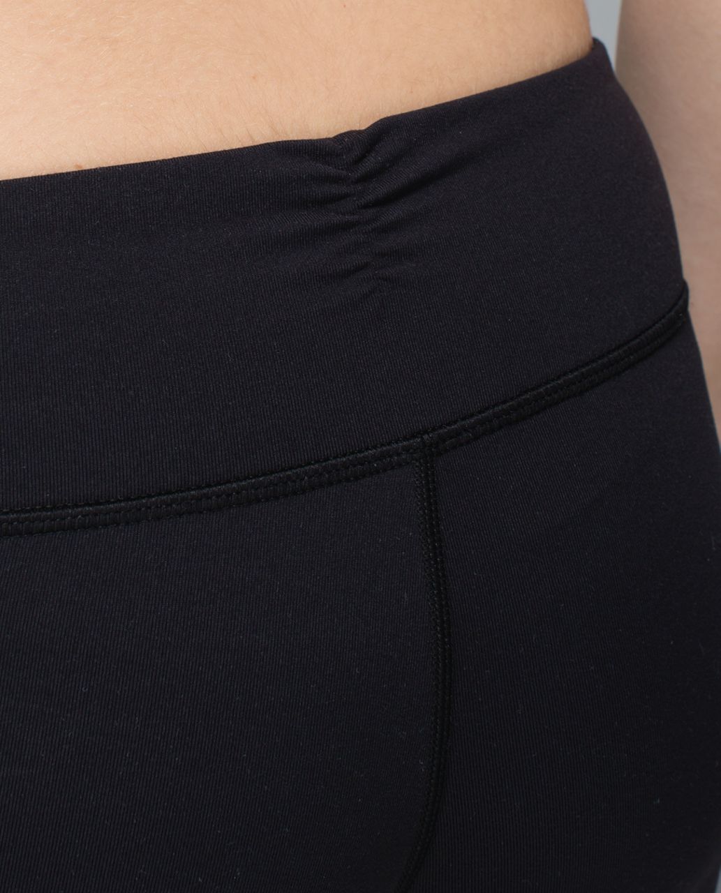 Lululemon Gather & Crow Crop *Full-On Luon - Black