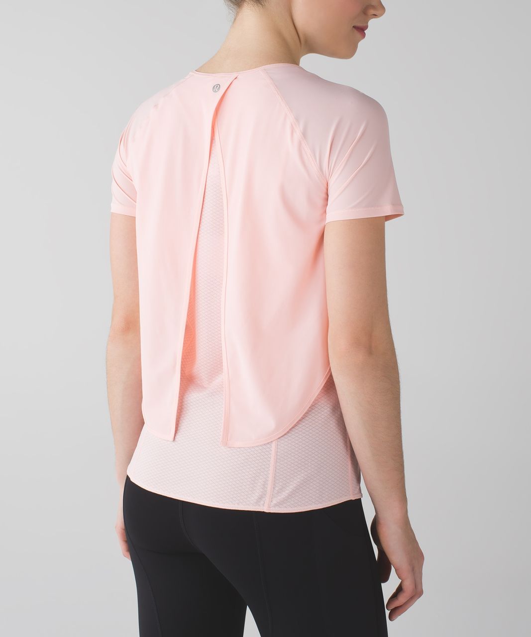 Lululemon Cover Me Tee - Minty Pink