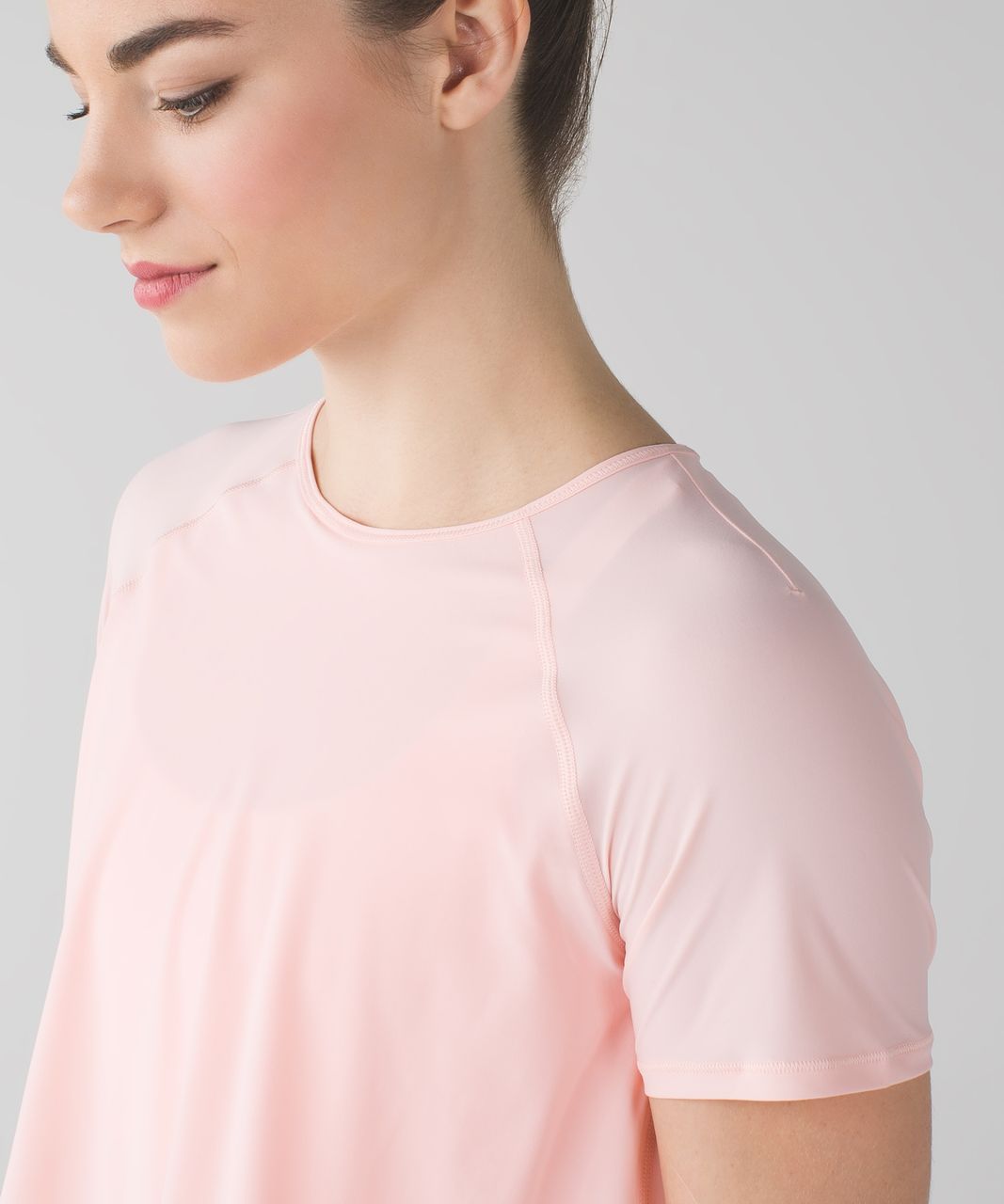 Lululemon Cover Me Tee - Minty Pink