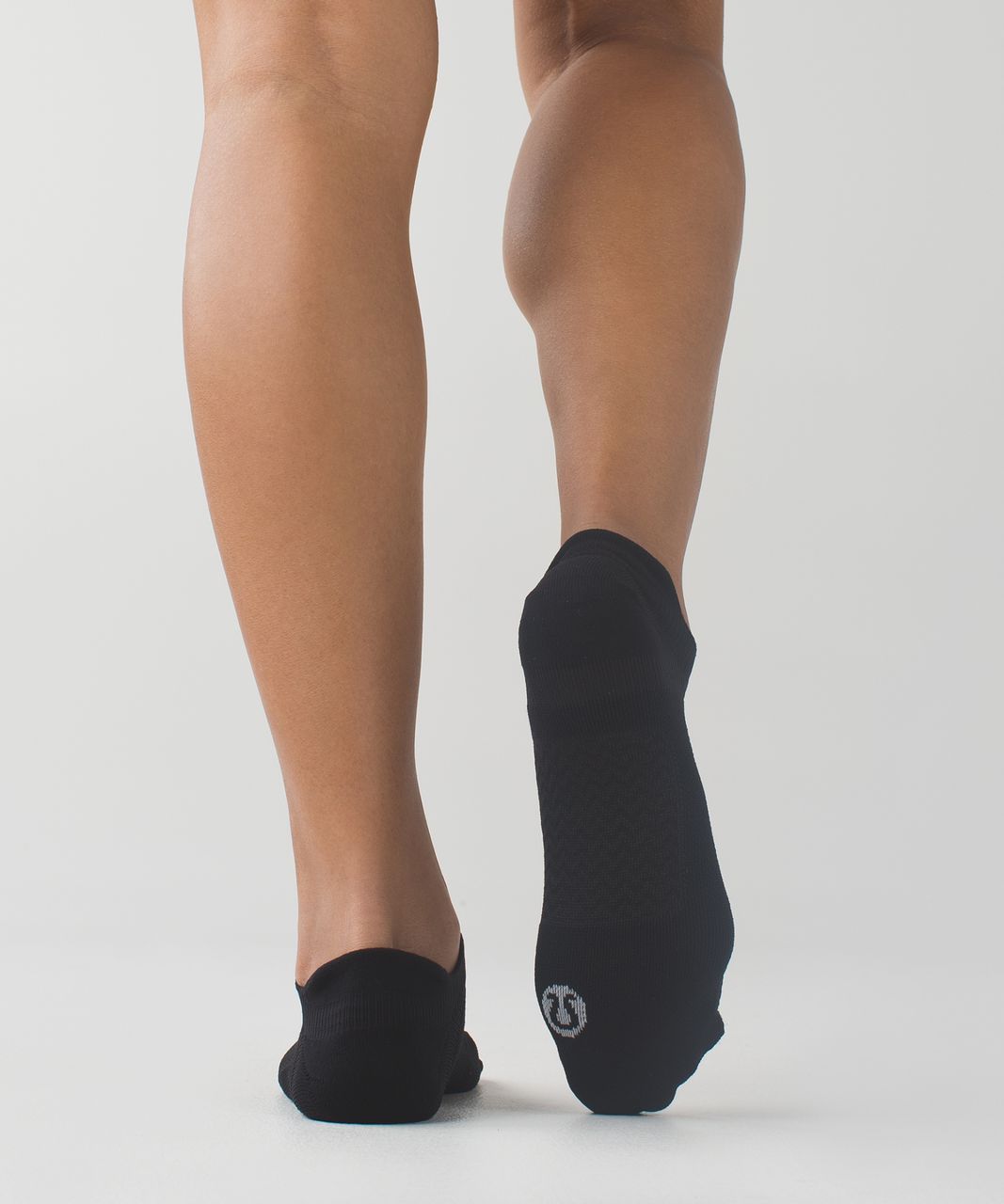 Lululemon Women's Ultimate No Show Run Sock *Ergo Toes - Womens No Show Chevron Black