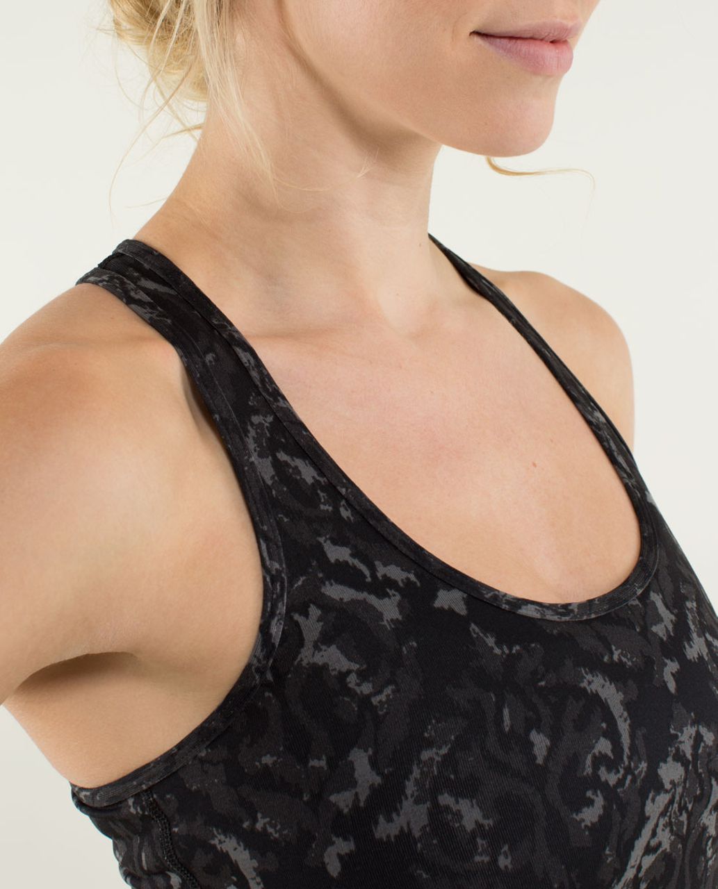 Lululemon Cool Racerback - Beautiful Baroque Black