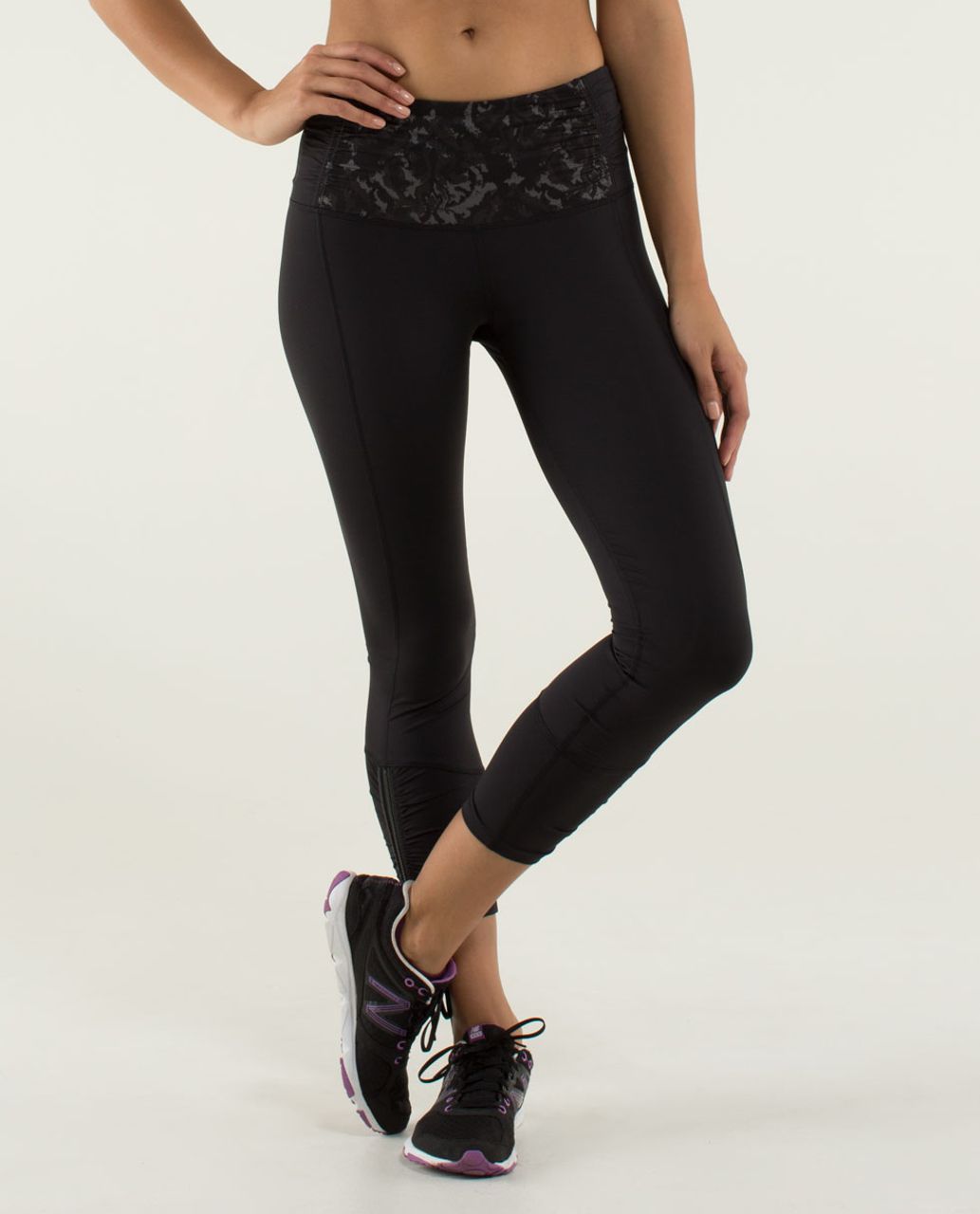 Lululemon Runday Crop - Black / Beautiful Baroque Black