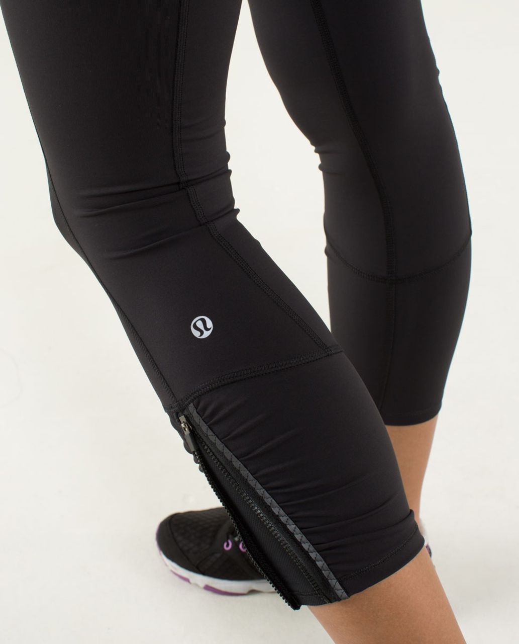 Lululemon Runday Crop - Black / Beautiful Baroque Black