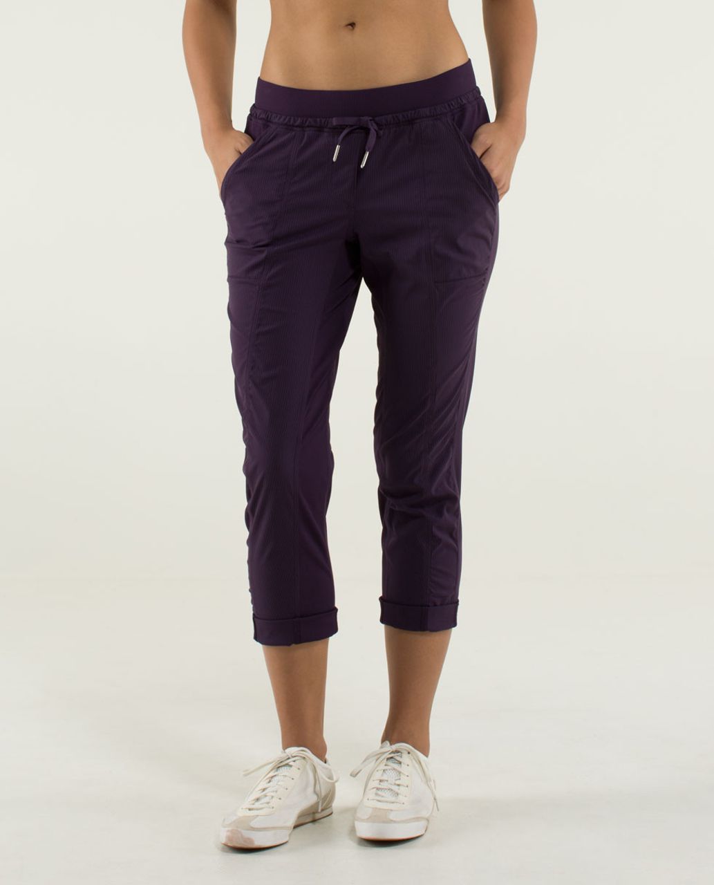 Lululemon Street To Studio Crop *No Liner - Deep Zinfandel