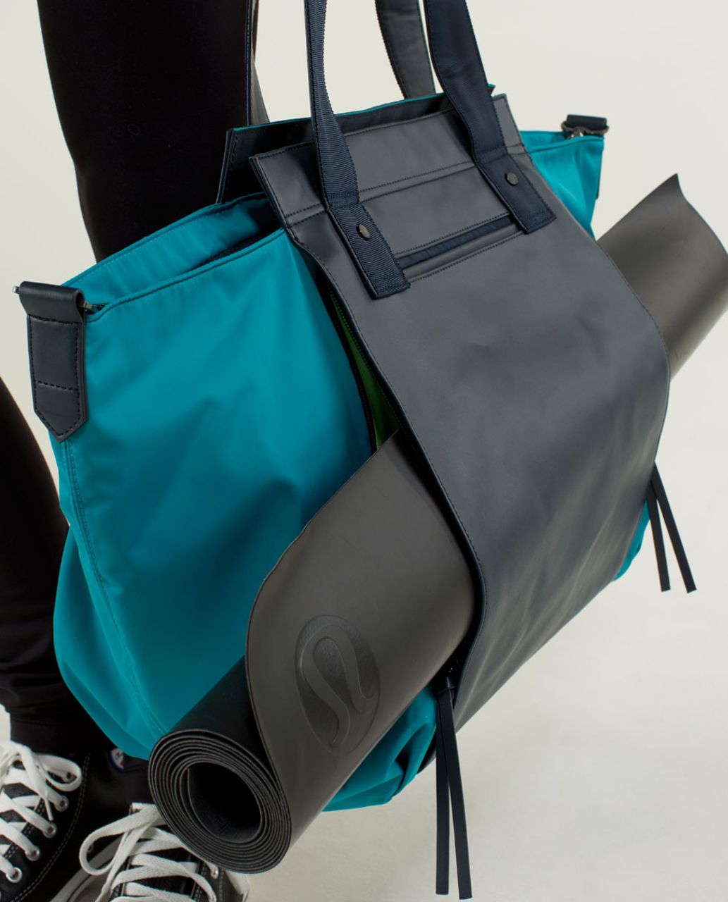 Lululemon Carry Me Om Tote - Surge / Inkwell