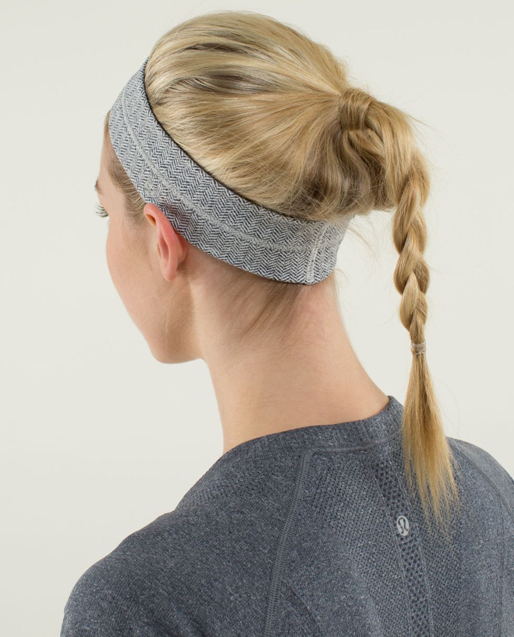 Lululemon Fly Away Tamer Headband - Heathered Herringbone Heathered Black White