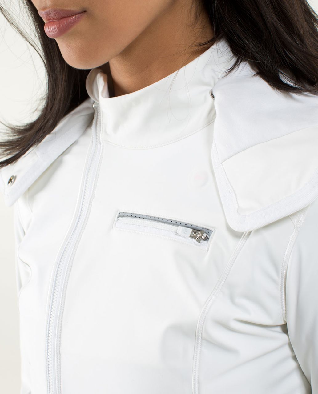 Lululemon Keep It Up Jacket - White