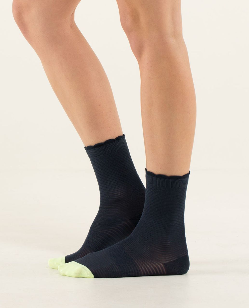 Lululemon Run For Fun Sock - Stripe Mesh Inkwell