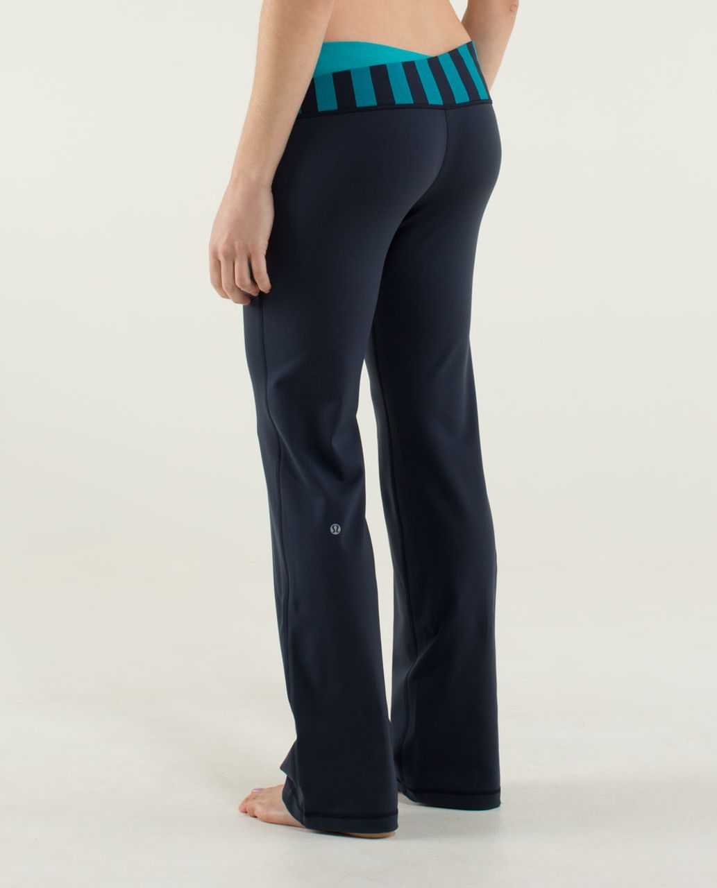 Lululemon Astro Pant (Regular) *Full-On Luon - Soot / Brisk Bloom Black  Soot / Black - lulu fanatics