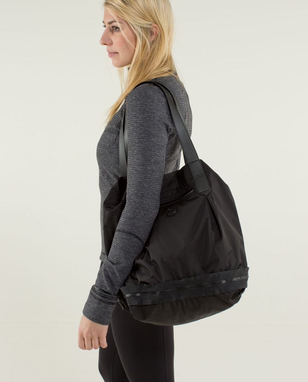 Lululemon Enlighten And Expand Tote - Black