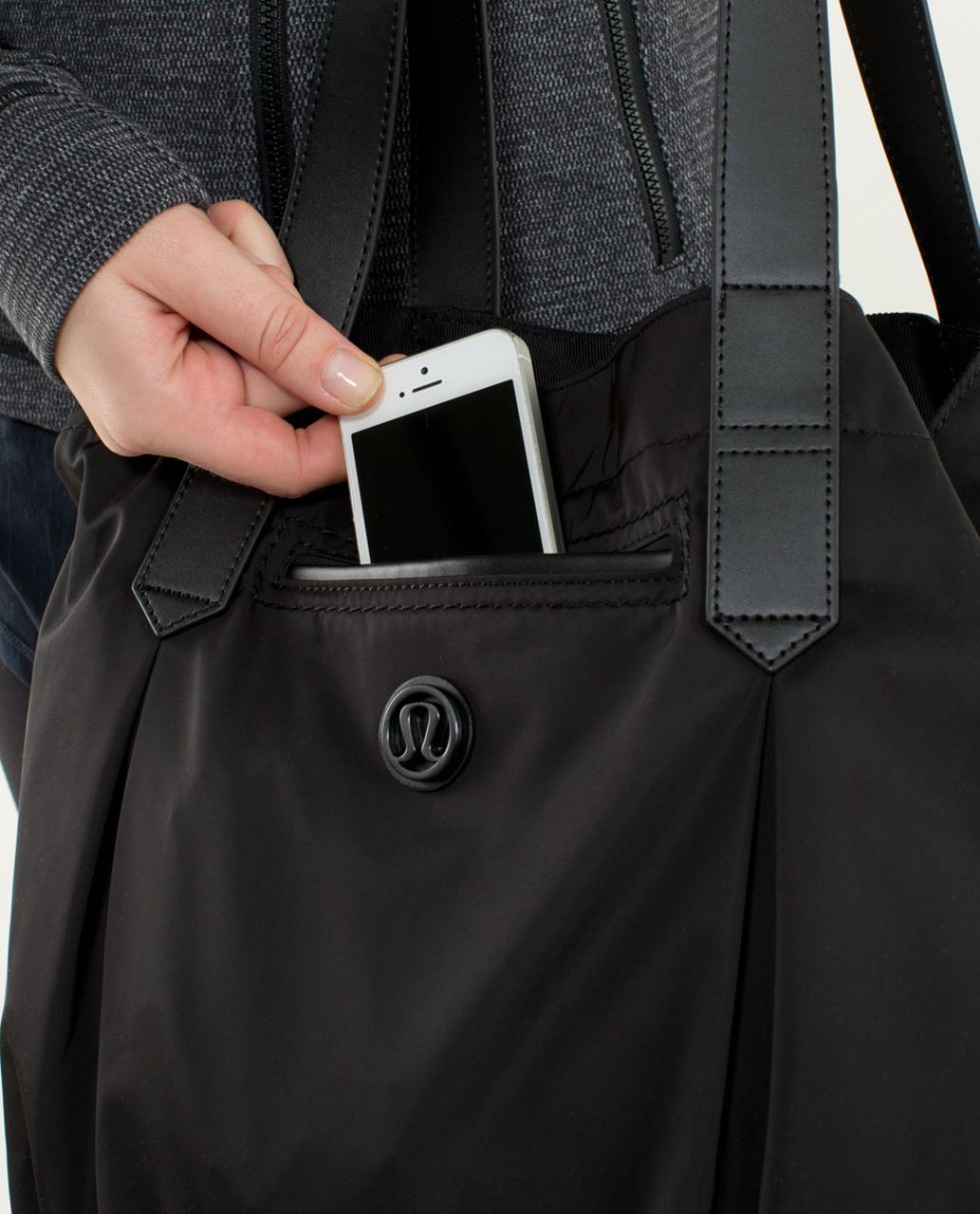 Lululemon Enlighten And Expand Tote - Black