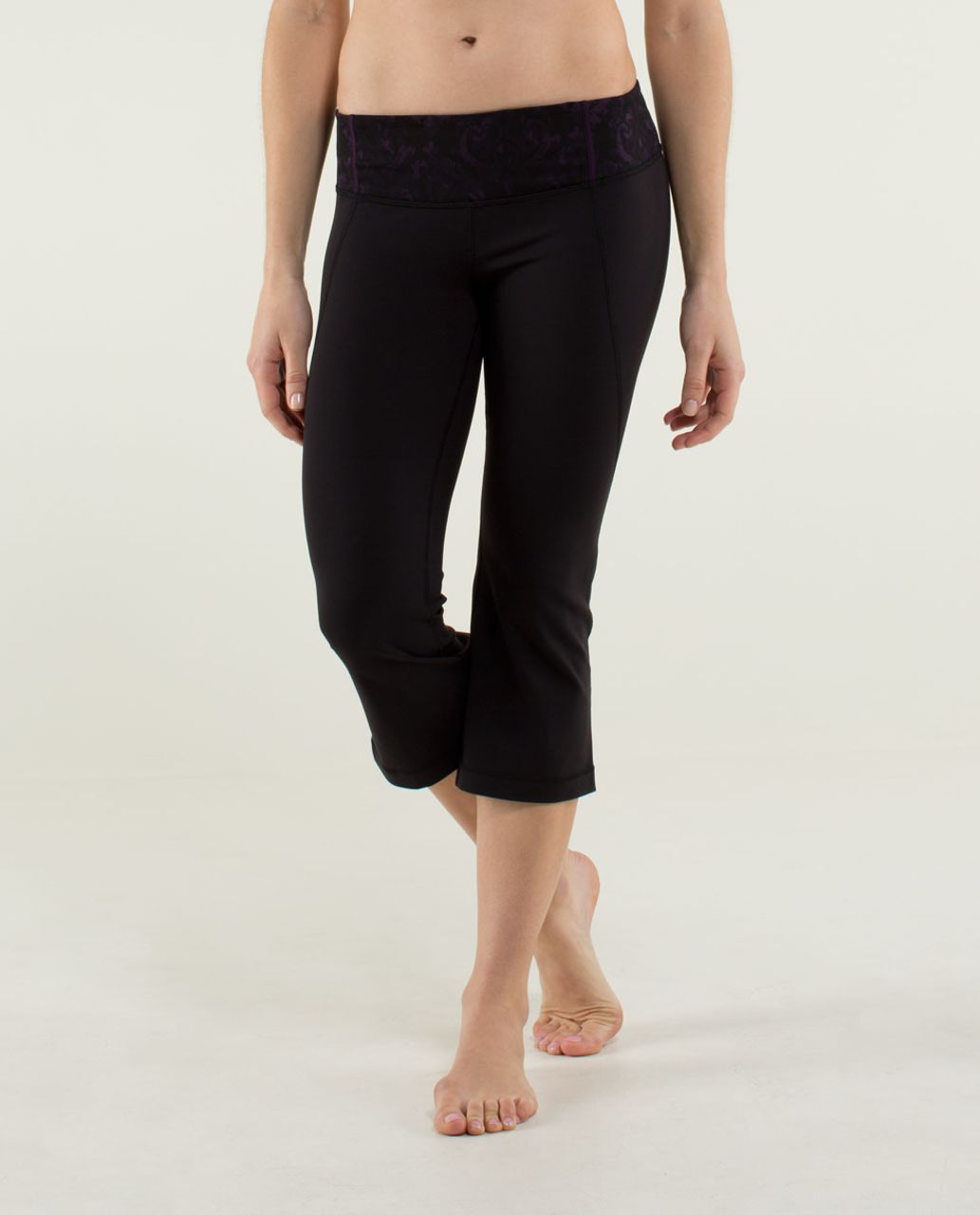 Lululemon Gather & Crow Crop *Full-On Luon - Black / Beautiful Baroque Deep  Zinfandel / Micro Macro Stripe Deep Zinfandel - lulu fanatics