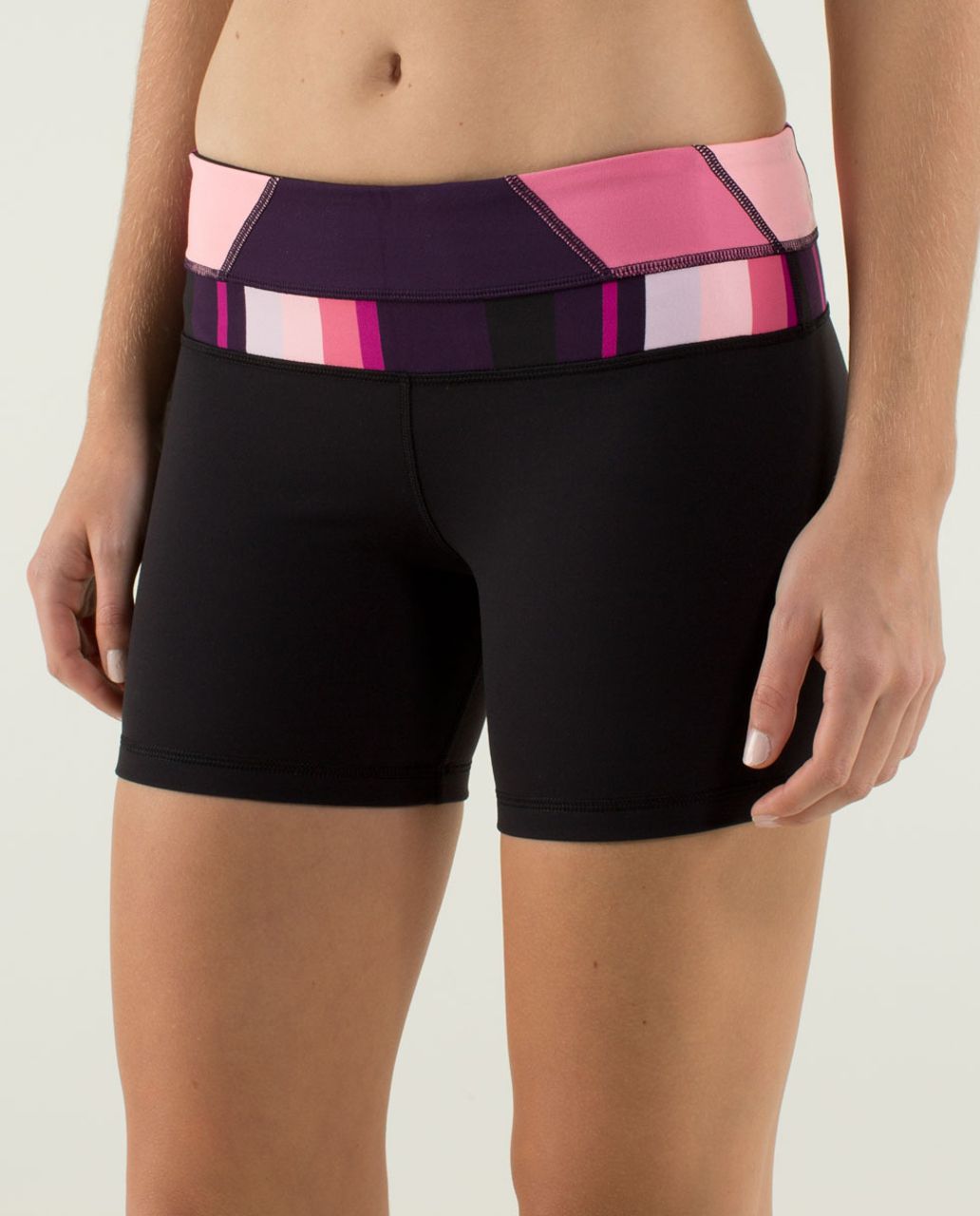 Lululemon Reverse Groove Short (Regular) *Full-On Luon - Black / Quilt Winter 13-05