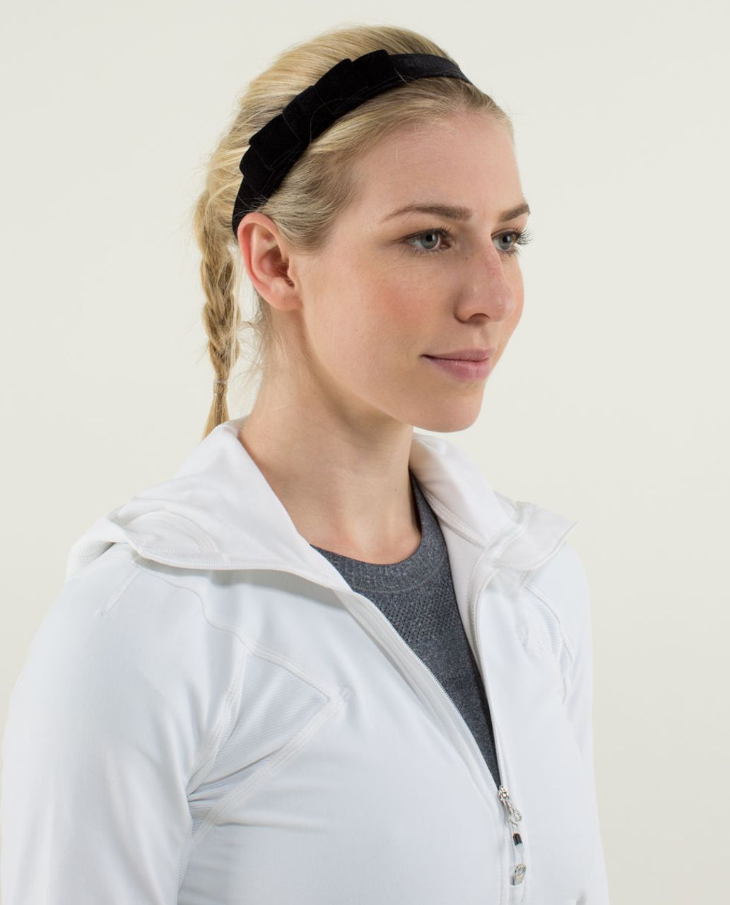 Lululemon Velvet Headband *Bow - Black