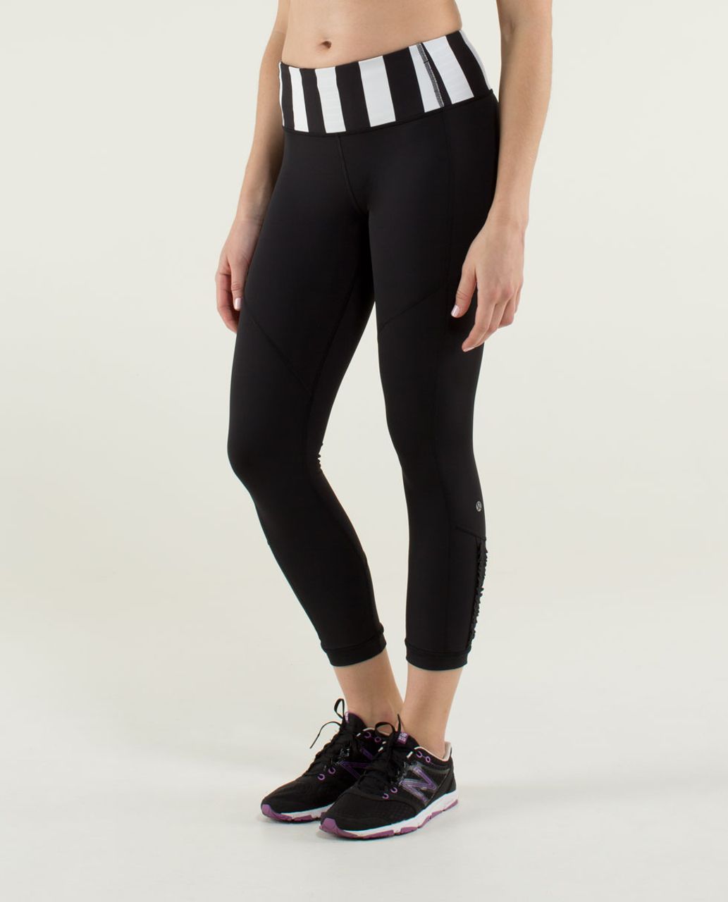 Lululemon Run: Dash Crop - Black / Straightup Stripe Black White - lulu ...