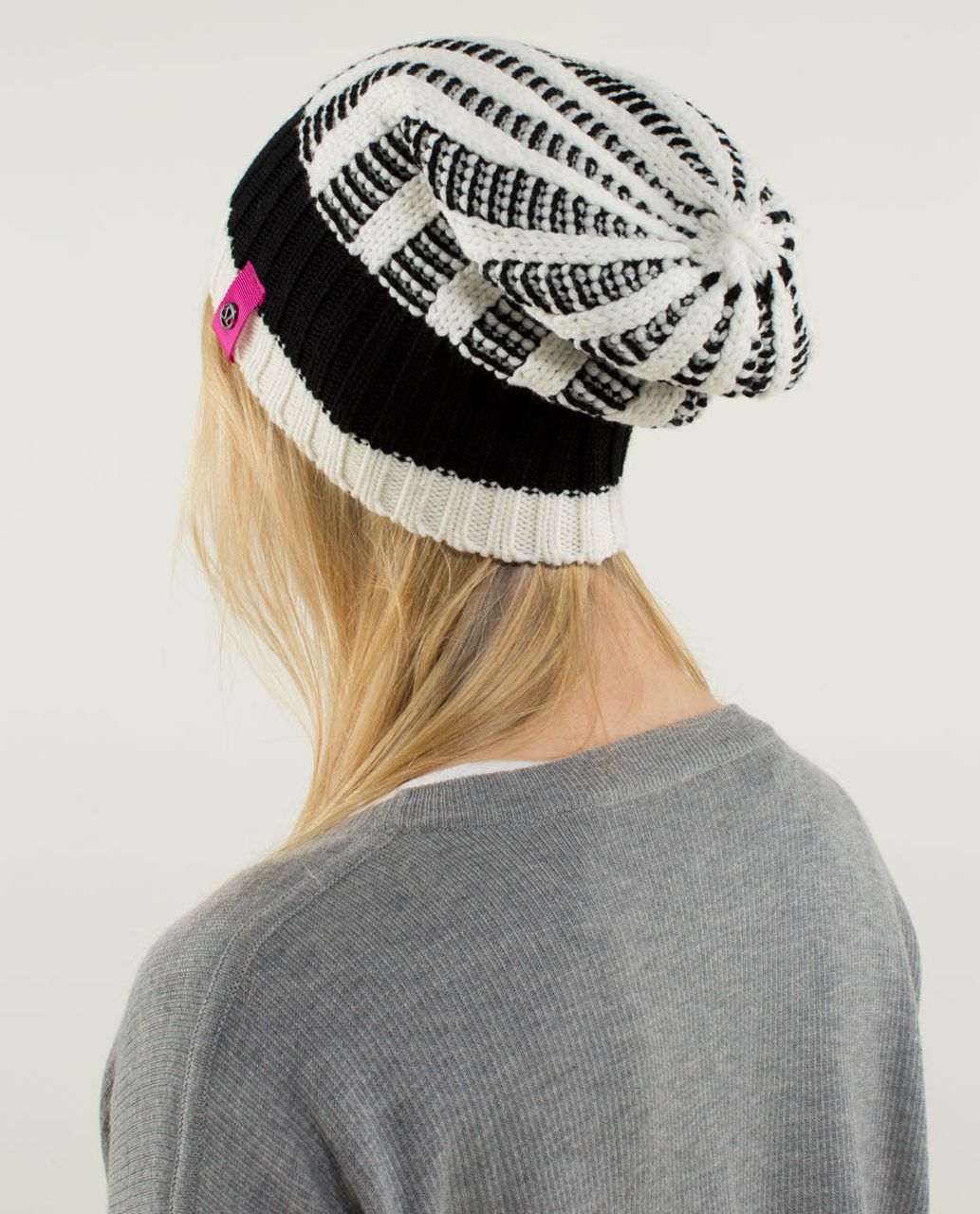 Lululemon Keepin' It Cozy Toque - Angel Wing / Black