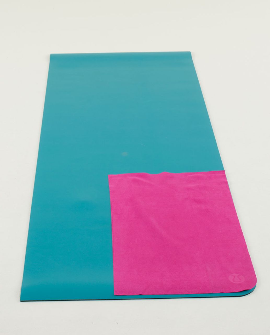 lululemon towel