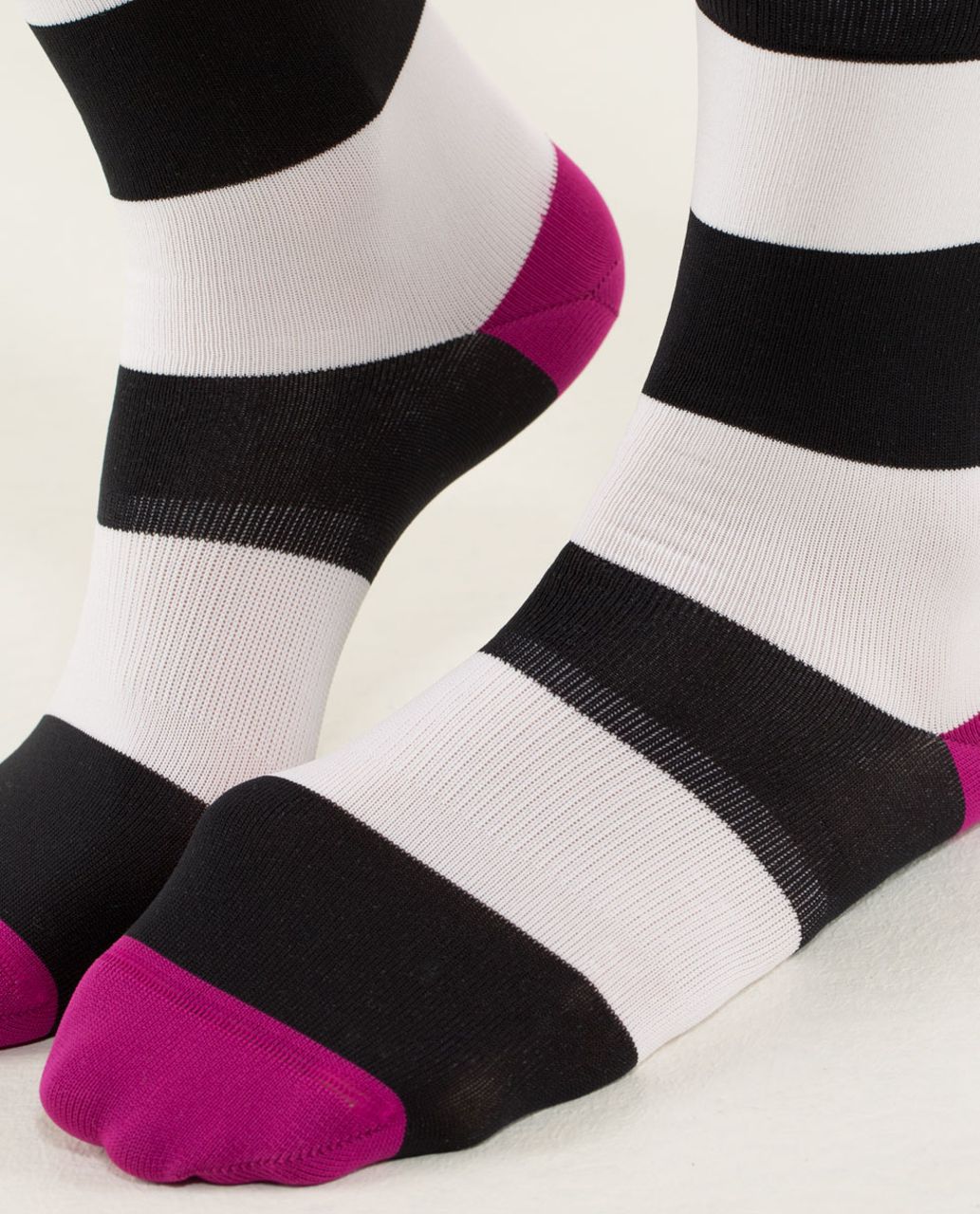 Lululemon Run For Fun Sock - Bold Stripe Black