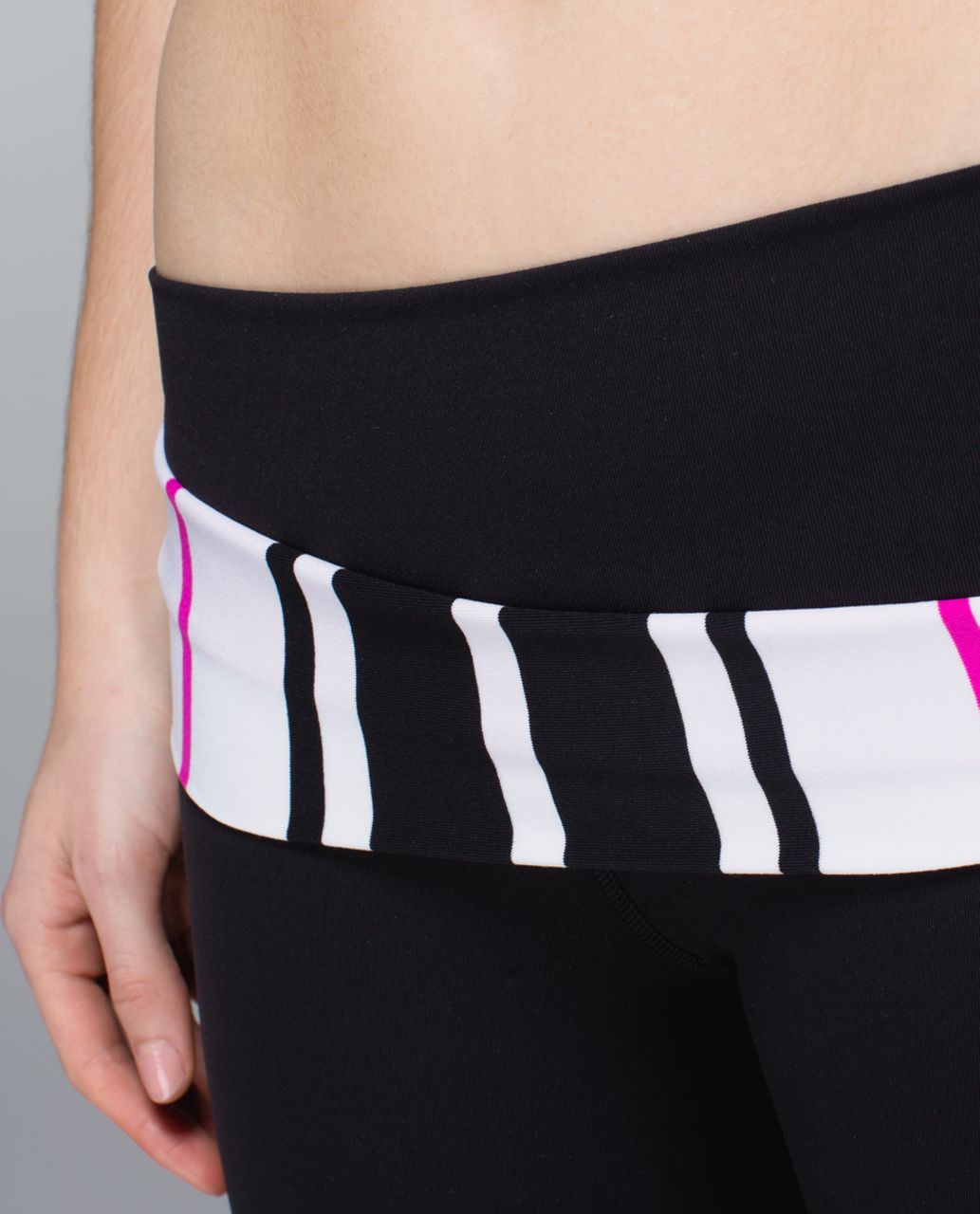 Lululemon Astro Pant (Regular) *Full-On Luon - Black / Traverse Stripe Paris Perfection / Paris Perfection