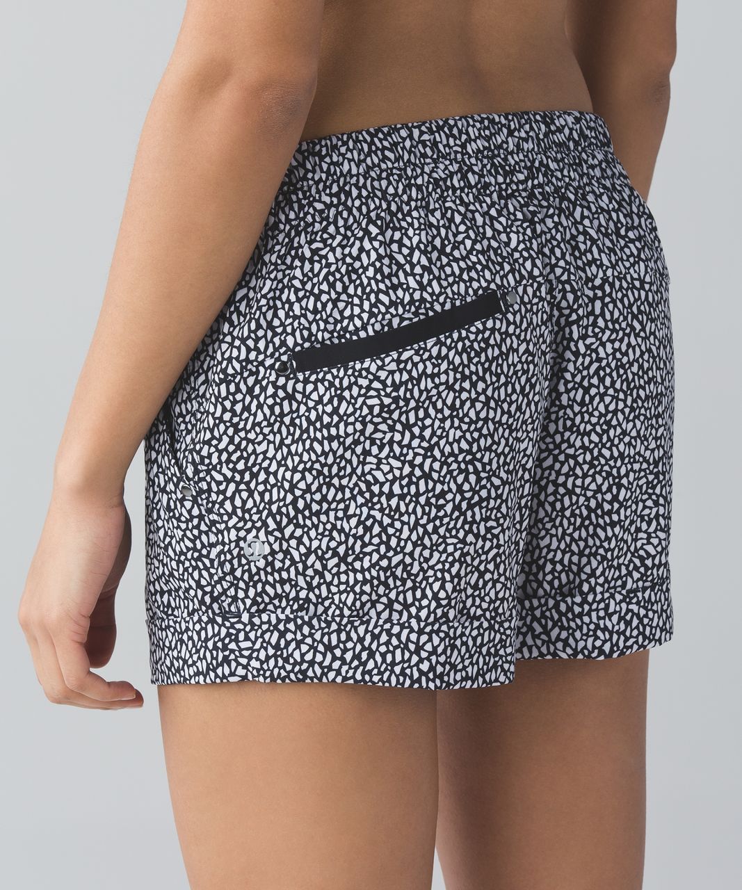 Lululemon Spring Break Away Short II - Black - lulu fanatics