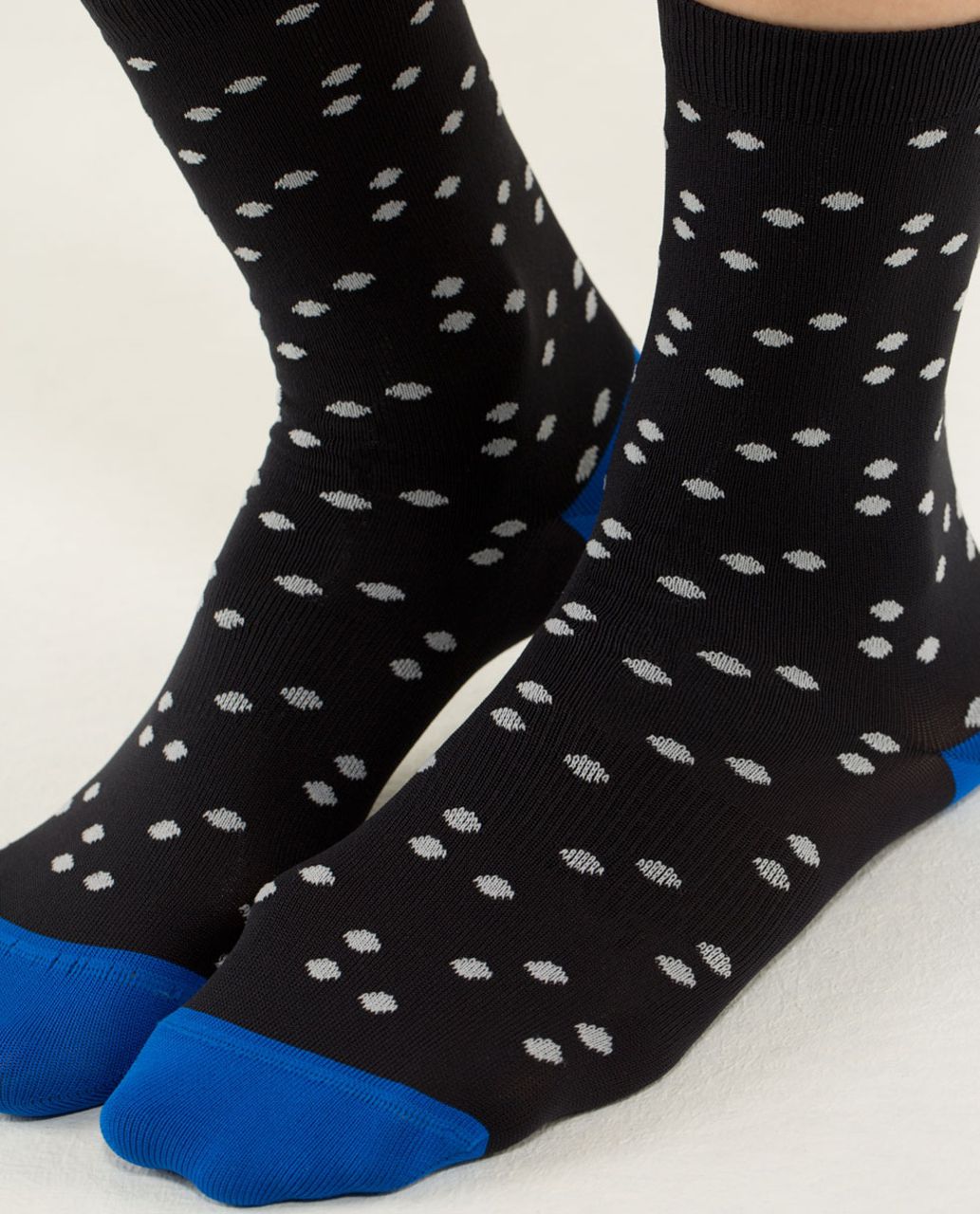 Lululemon Run For Fun Sock - Random Dot Black