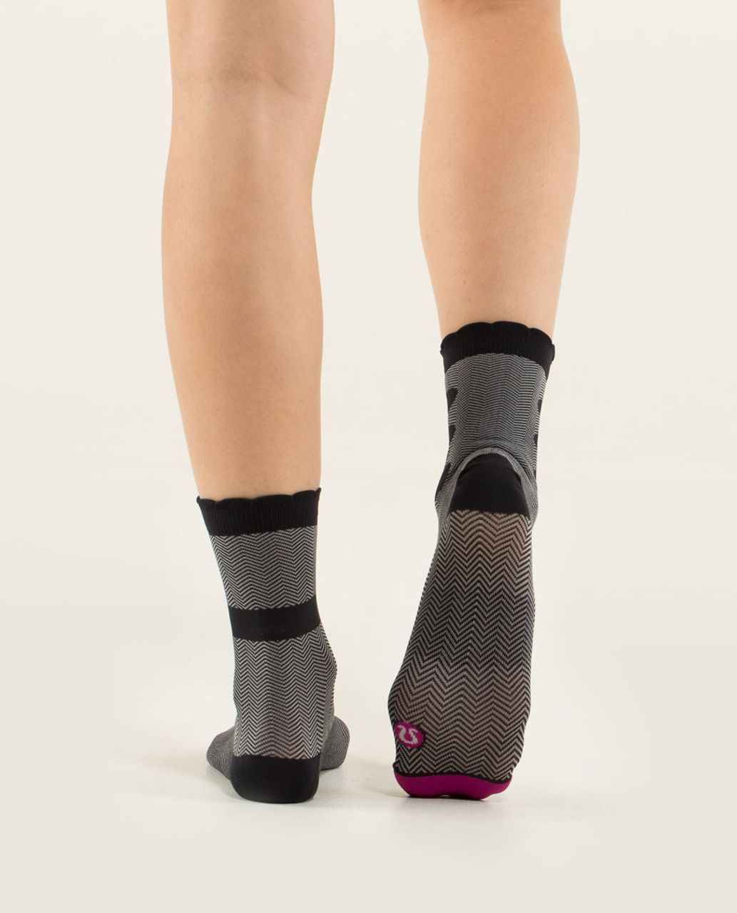 Lululemon Run For Fun Sock - Chevron Mesh Black