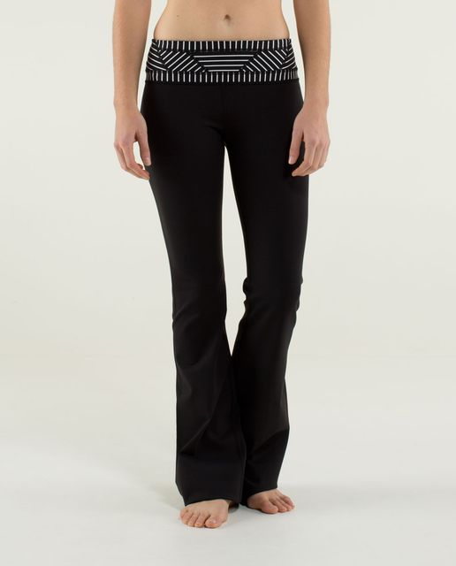 Lululemon Groove Pant (Tall) - Black / Heathered Fossil / Quilting ...