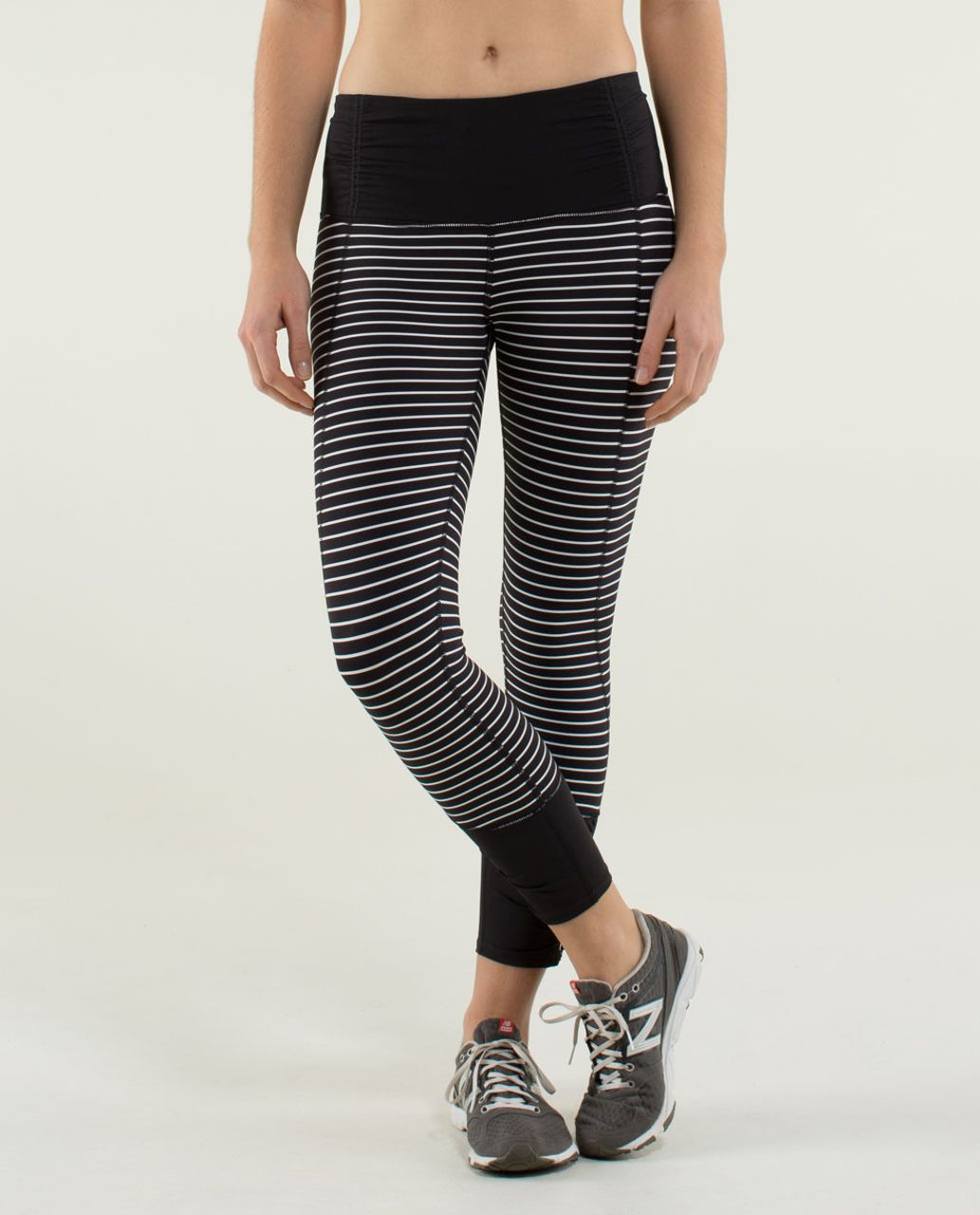 Lululemon Runday Crop (First Release) - Parallel Stripe Black White / Black