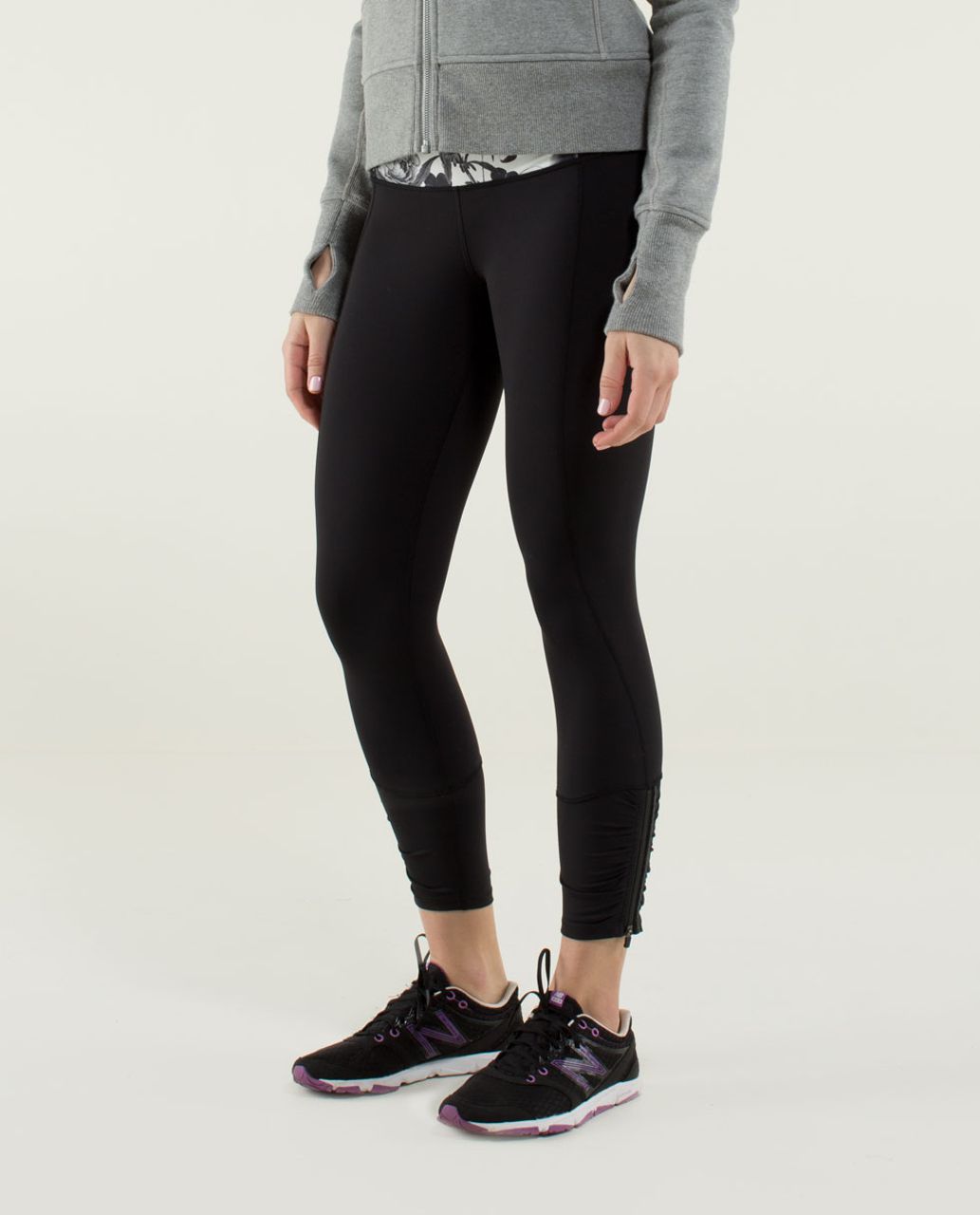 Lululemon Runday Crop - Black / Brisk Bloom Black White