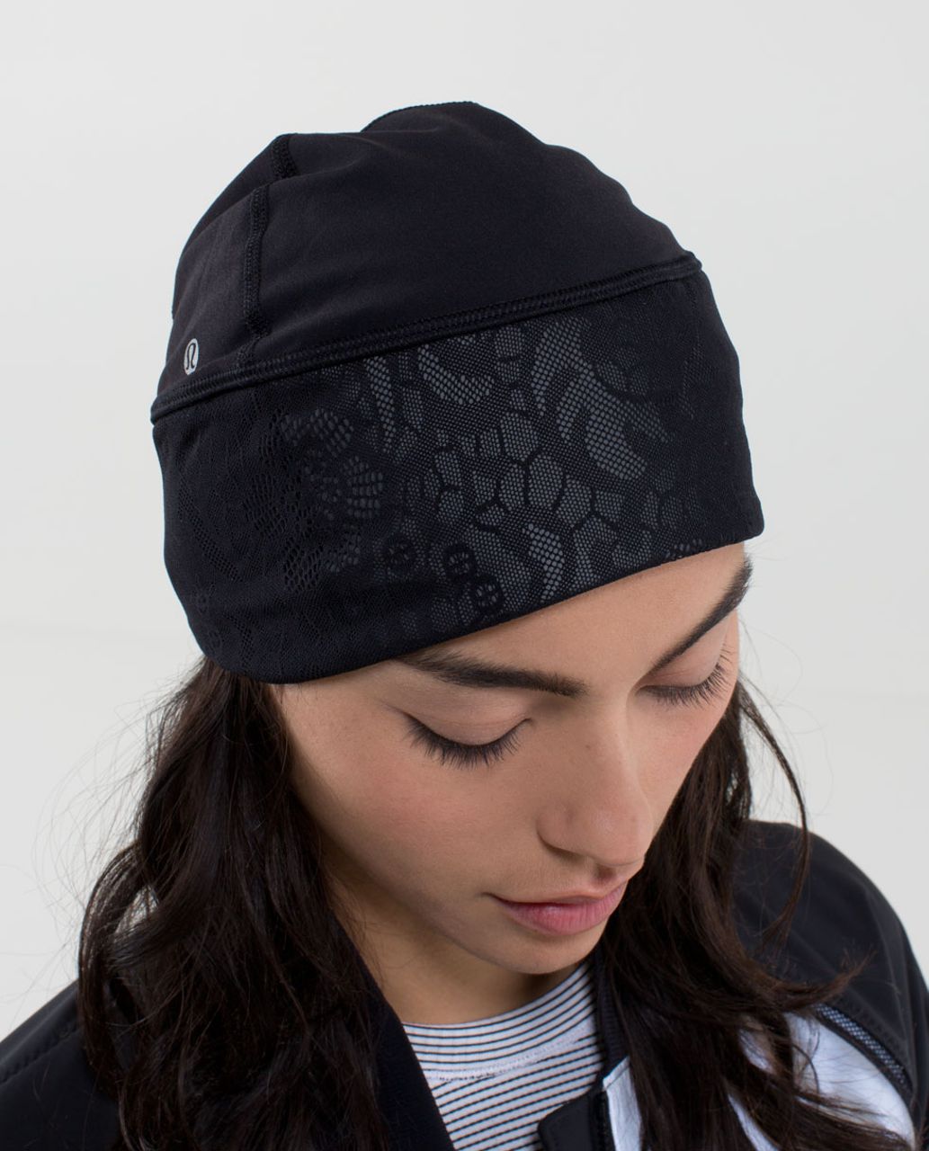 Lululemon Frosty Run Toque *Reflective - Black /  Black