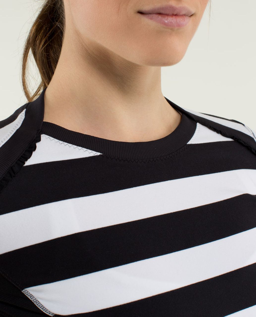 Lululemon Base Runner Long Sleeve - Straightup Stripe Black White / Black