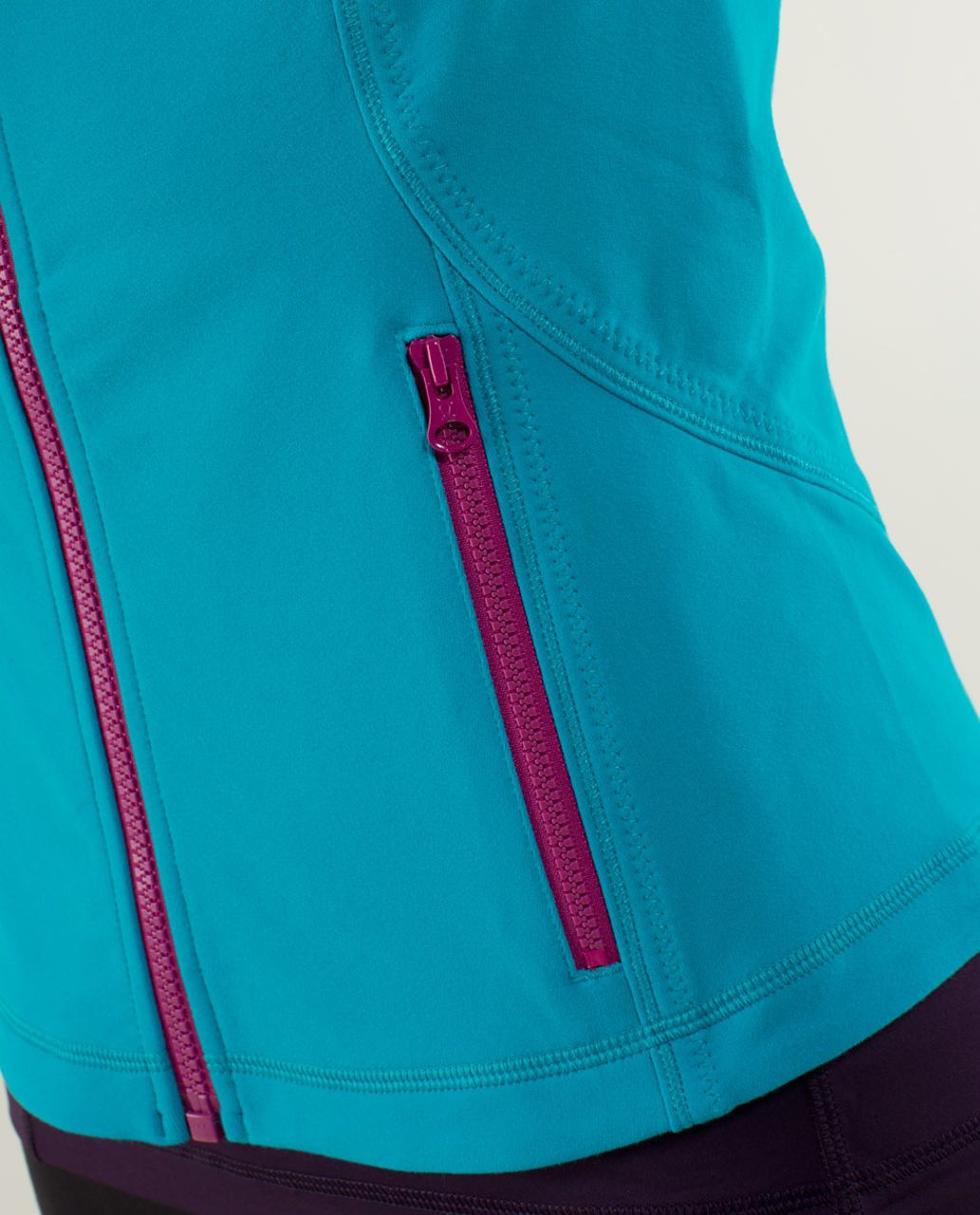 Lululemon Forme Jacket II *Brushed - Surge