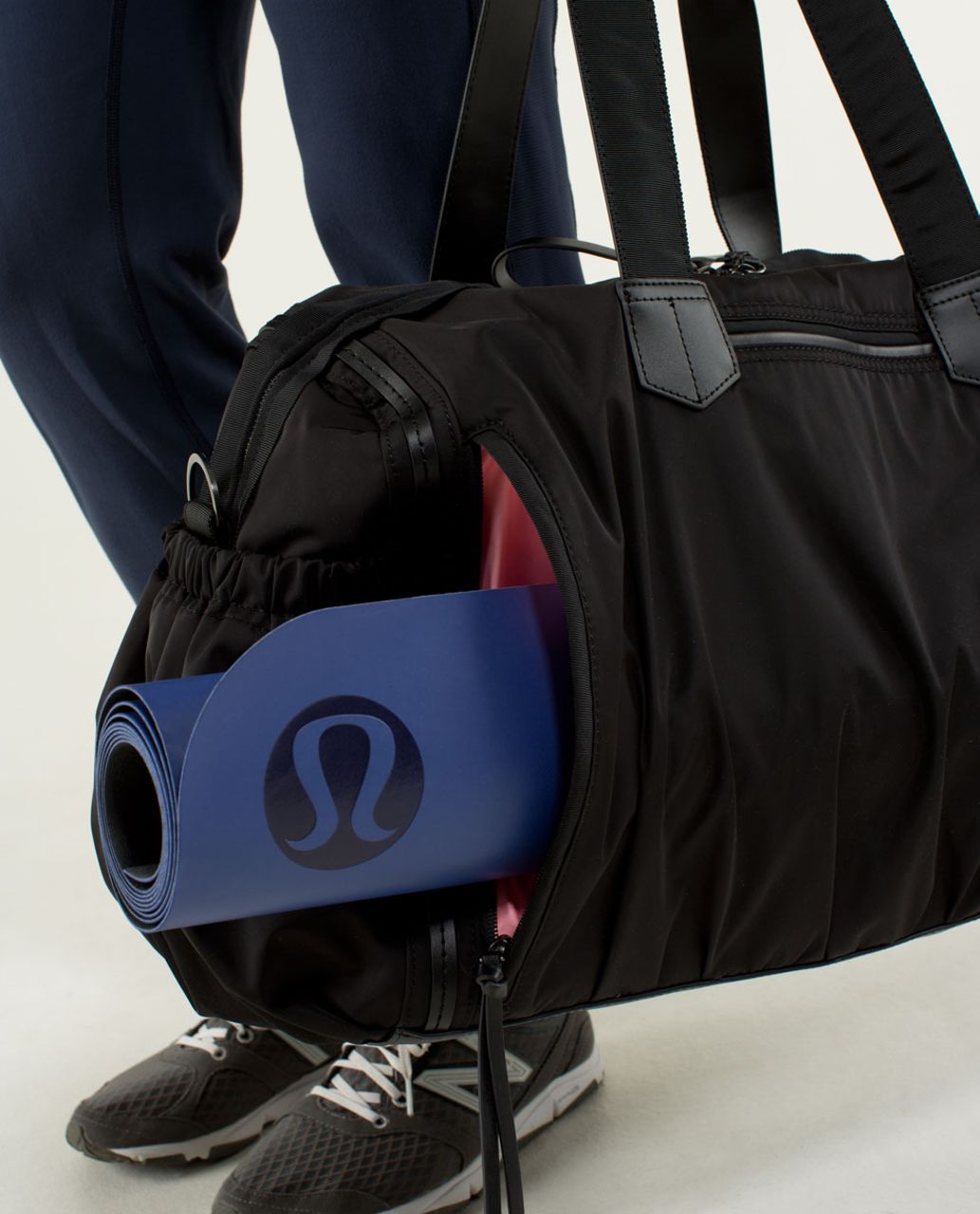 Lululemon Weekend Warrior Bag (First Release) - Black