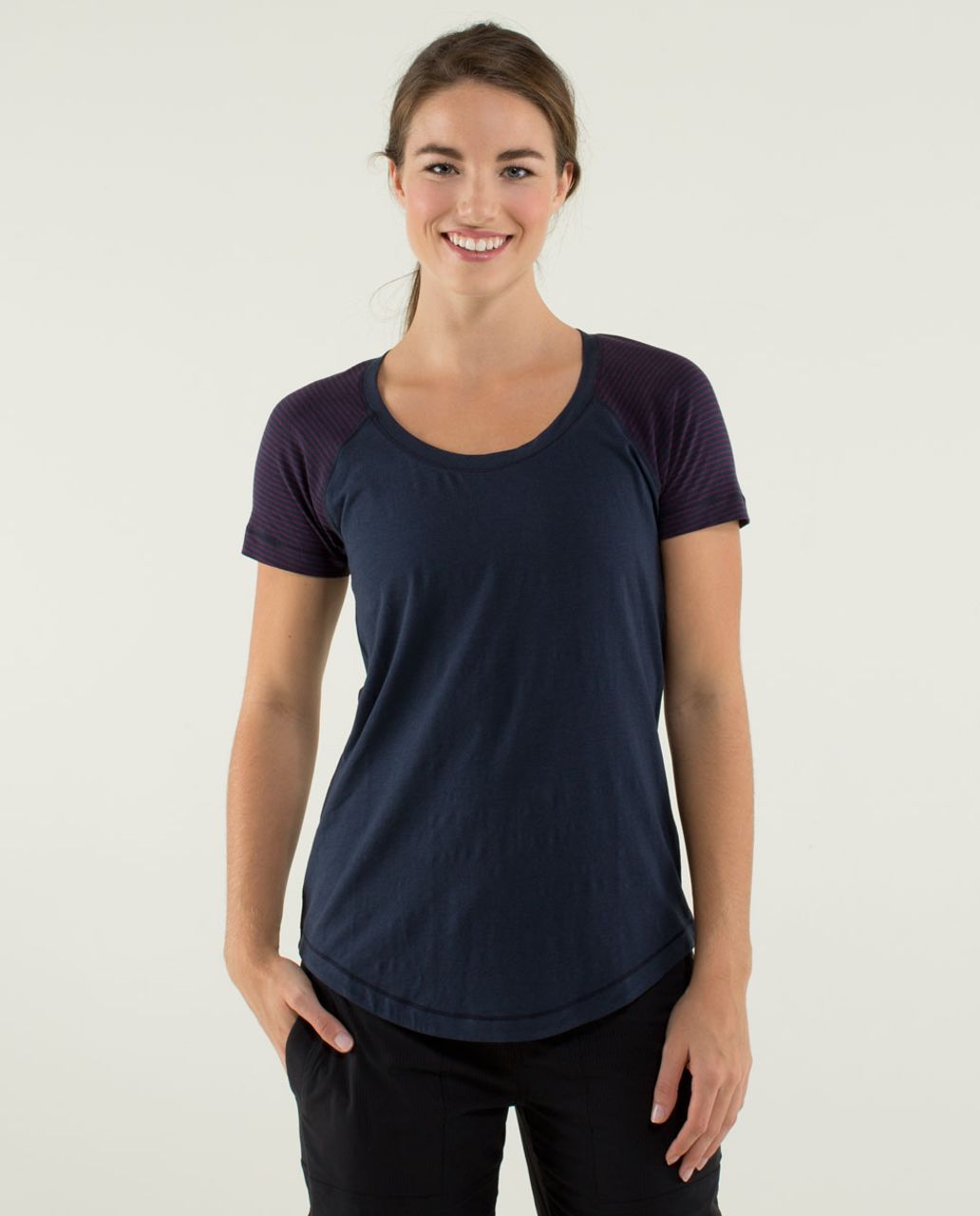 Lululemon Dhyana Short Sleeve - Inkwell / Hyper Stripe Plum