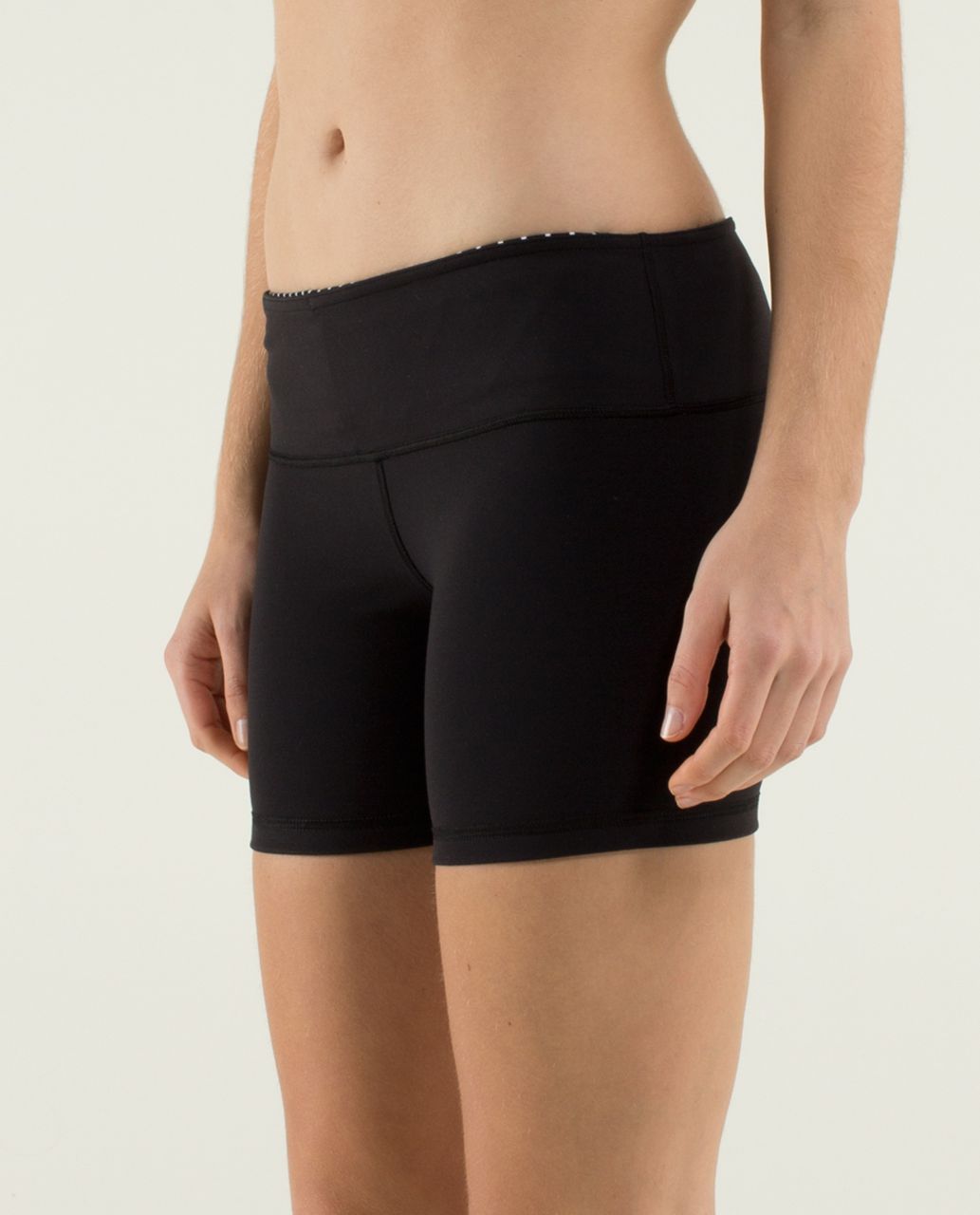 Lululemon Reverse Groove Short (Regular) *Full-On Luon - Black / Quilt Winter 13-14