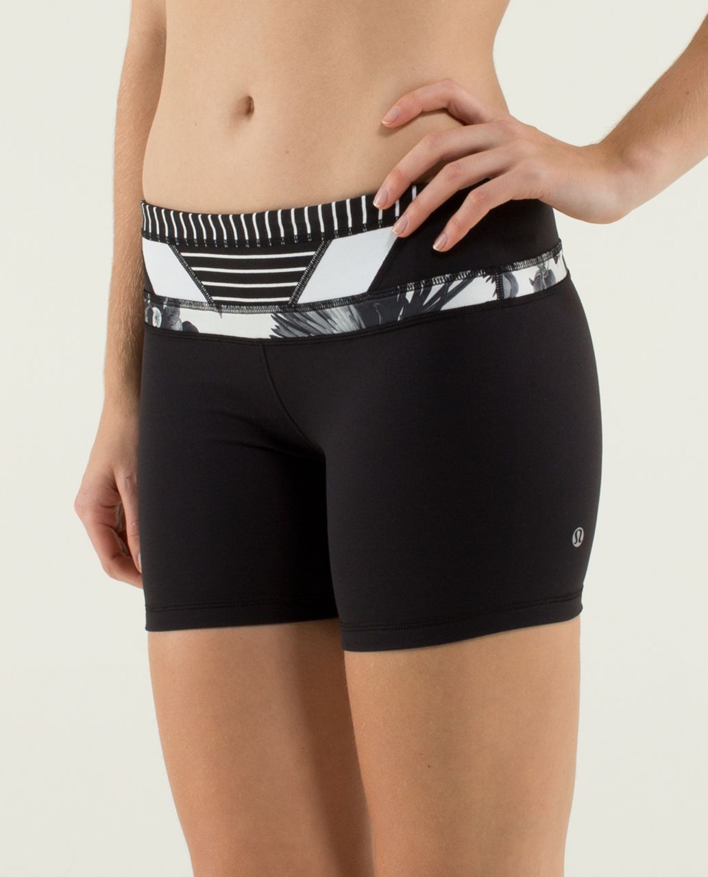 Lululemon Reverse Groove Short (Regular) *Full-On Luon - Black / Quilt Winter 13-14