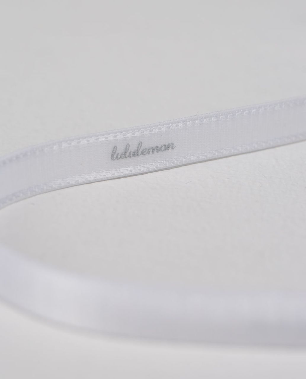 Lululemon Skinniest Satin Pirouette Headband - White