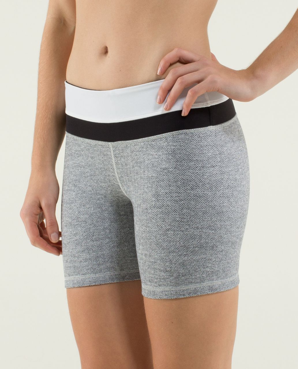 Lululemon Reverse Groove Short (Regular) - Heathered Herringbone Heathered Black White / White / Black