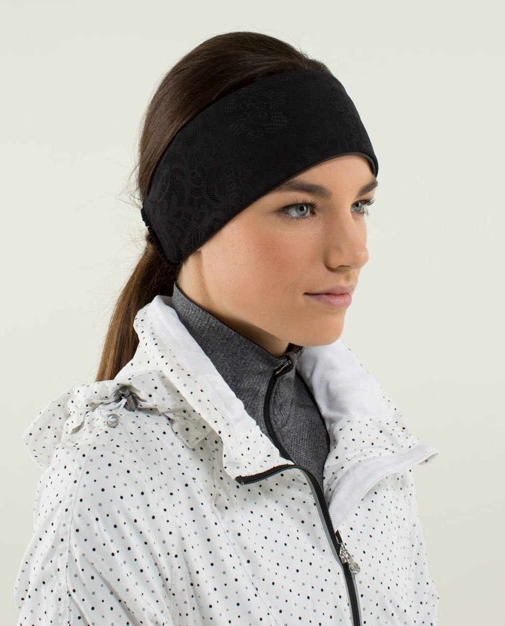 Lululemon Frosty Run Ear Warmer *Lace - Black