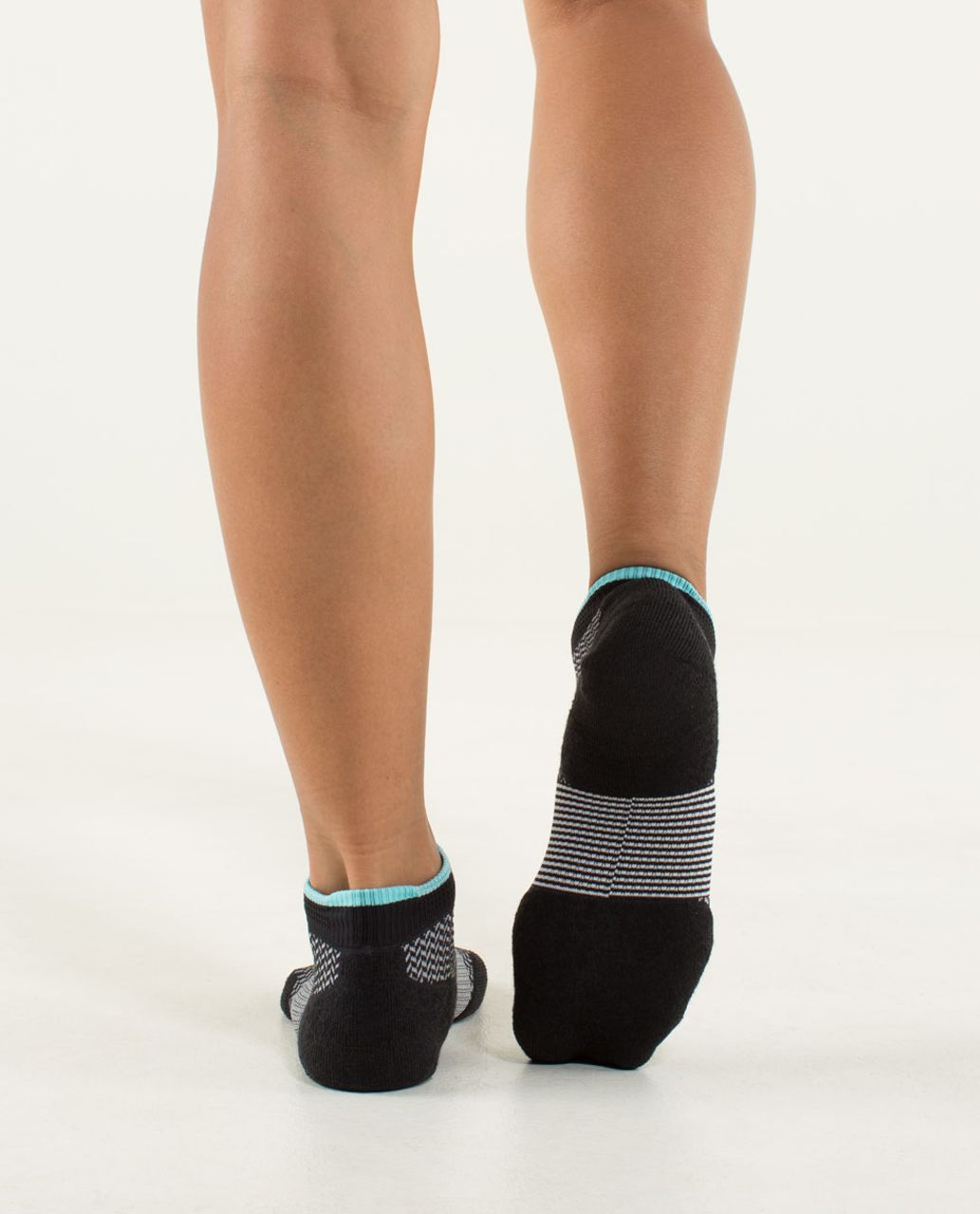 Lululemon Women's Ultimate Padded Run Sock - Womens Padded Split Chevron Black