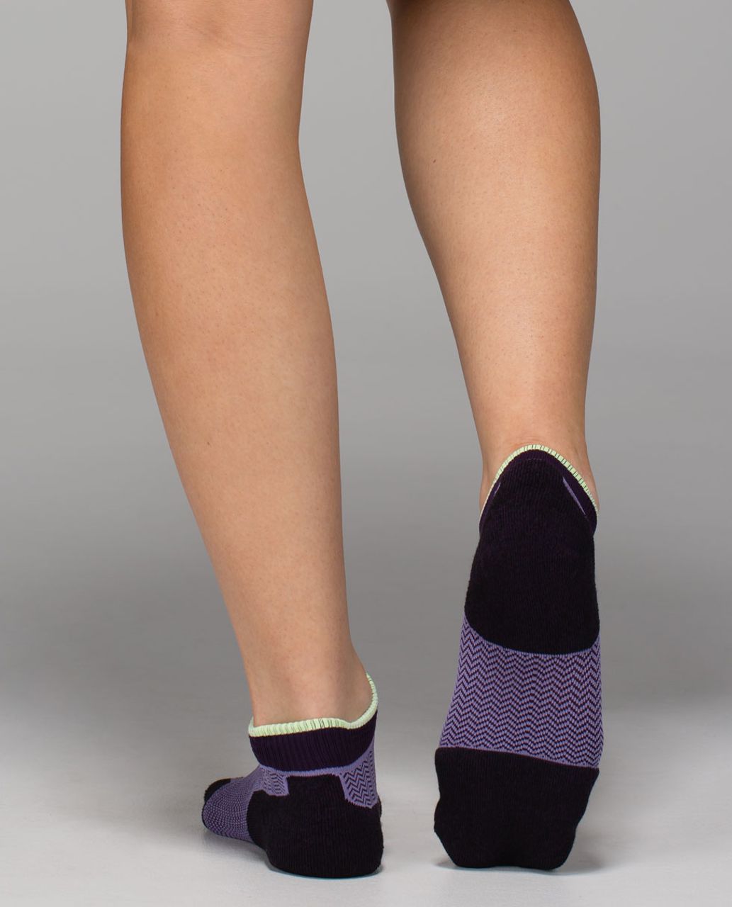 Lululemon Women's Ultimate Padded Run Sock - Womens Padded Chevron Deep Zinfandel