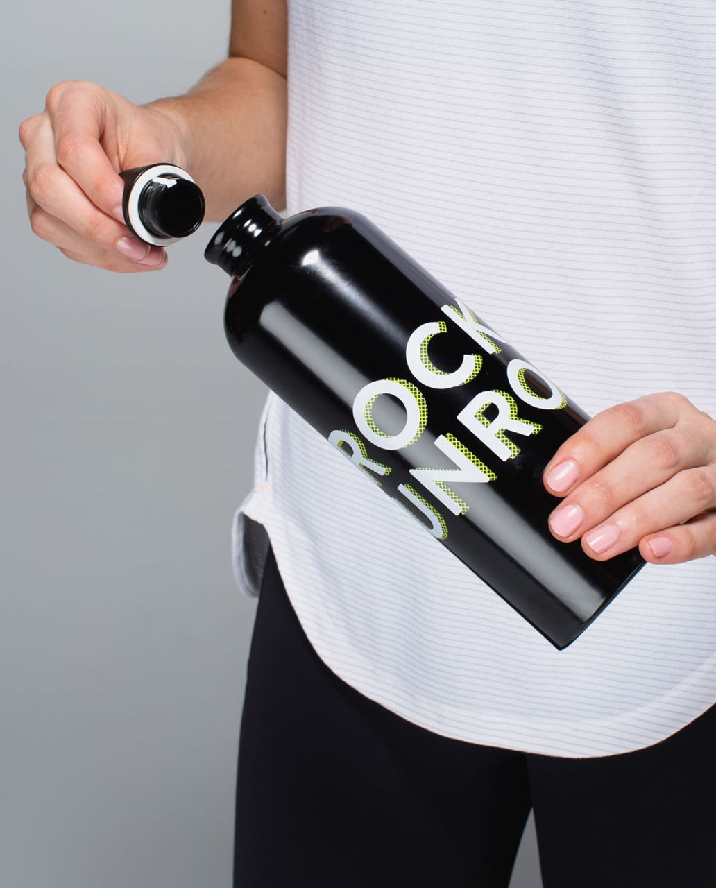 Lululemon Sigg 1L Bottle - Black