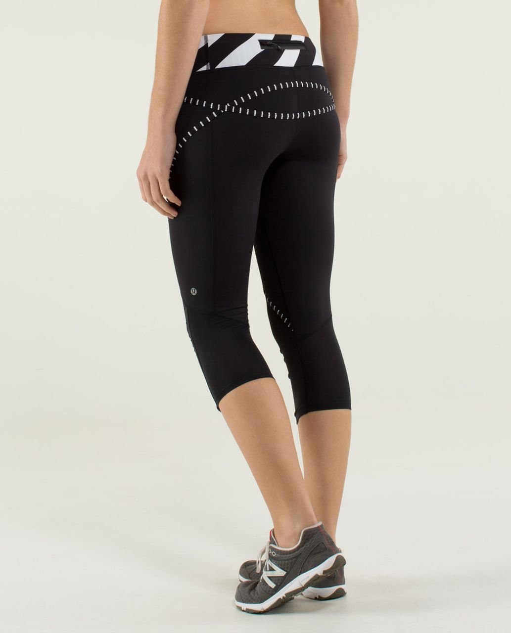 Lululemon Up The Pace Crop - Black - lulu fanatics