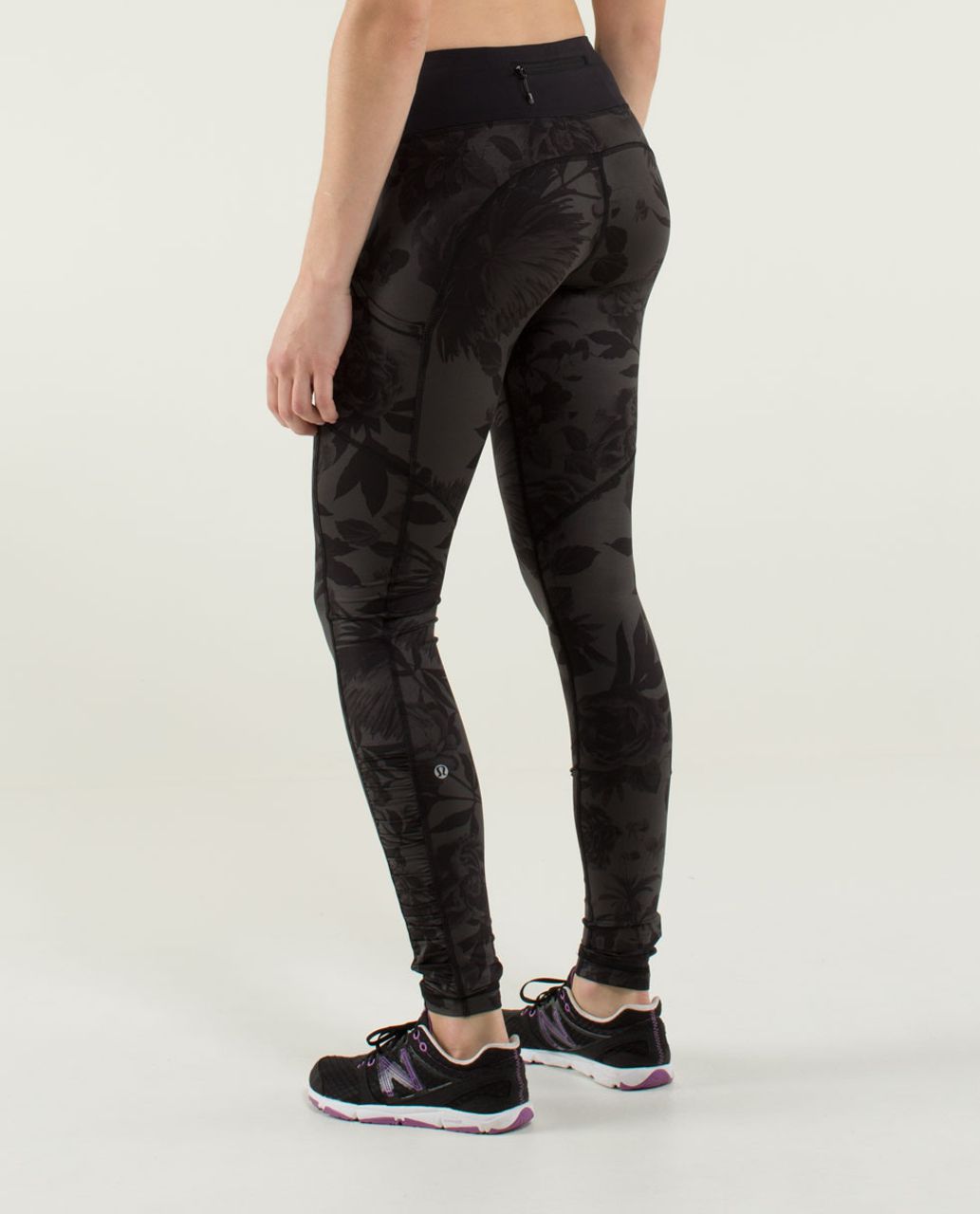 Lululemon Speed Tight *Luxtreme - Brisk Bloom Black Soot / Black - lulu  fanatics