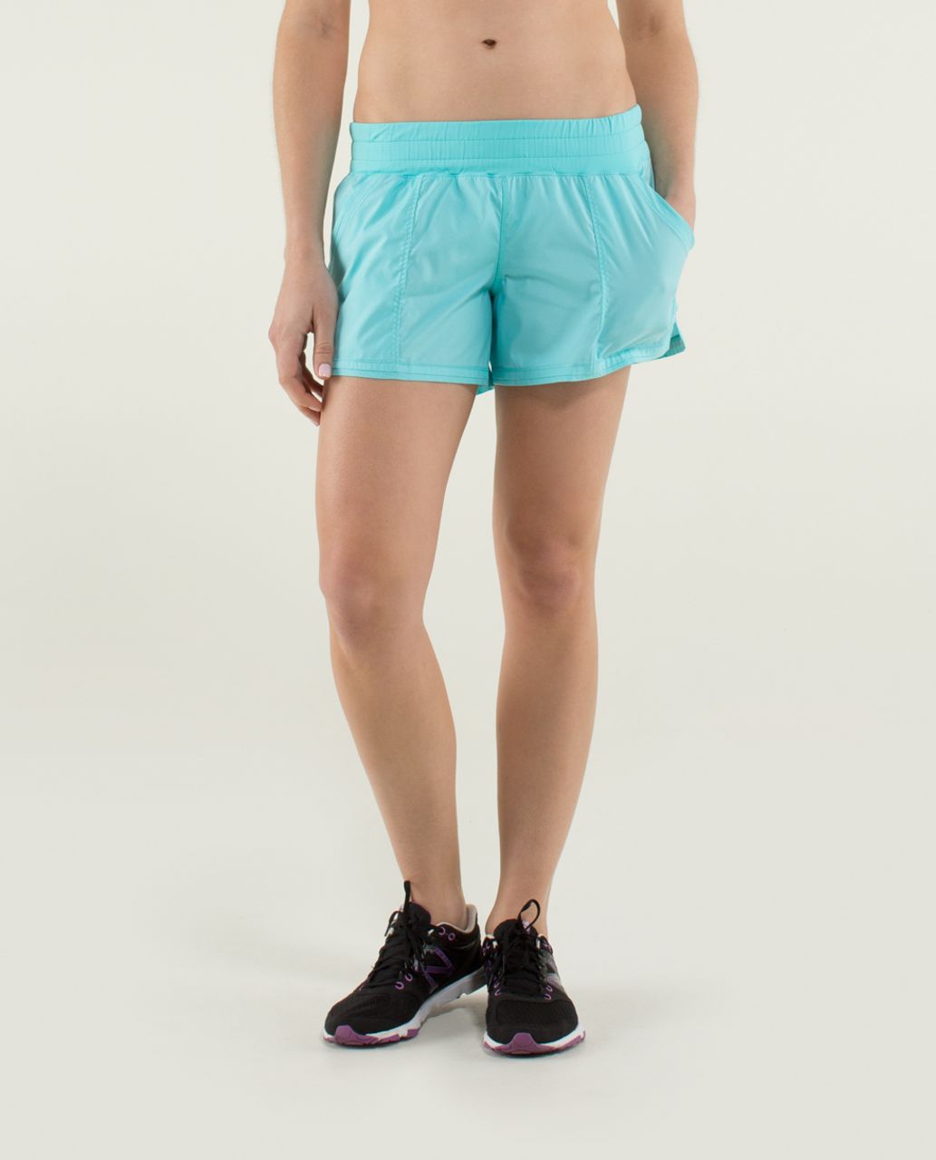 Lululemon Shake & Break Short *2-way Stretch - Angel Blue