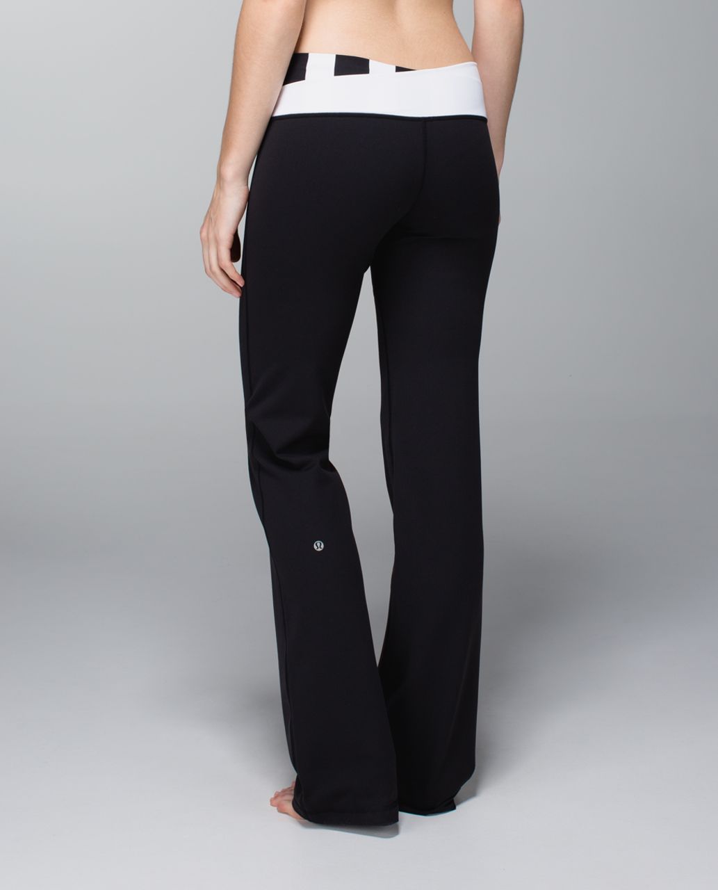 Lululemon Astro Pant (Regular) *Full-On Luon Black & White Stripe