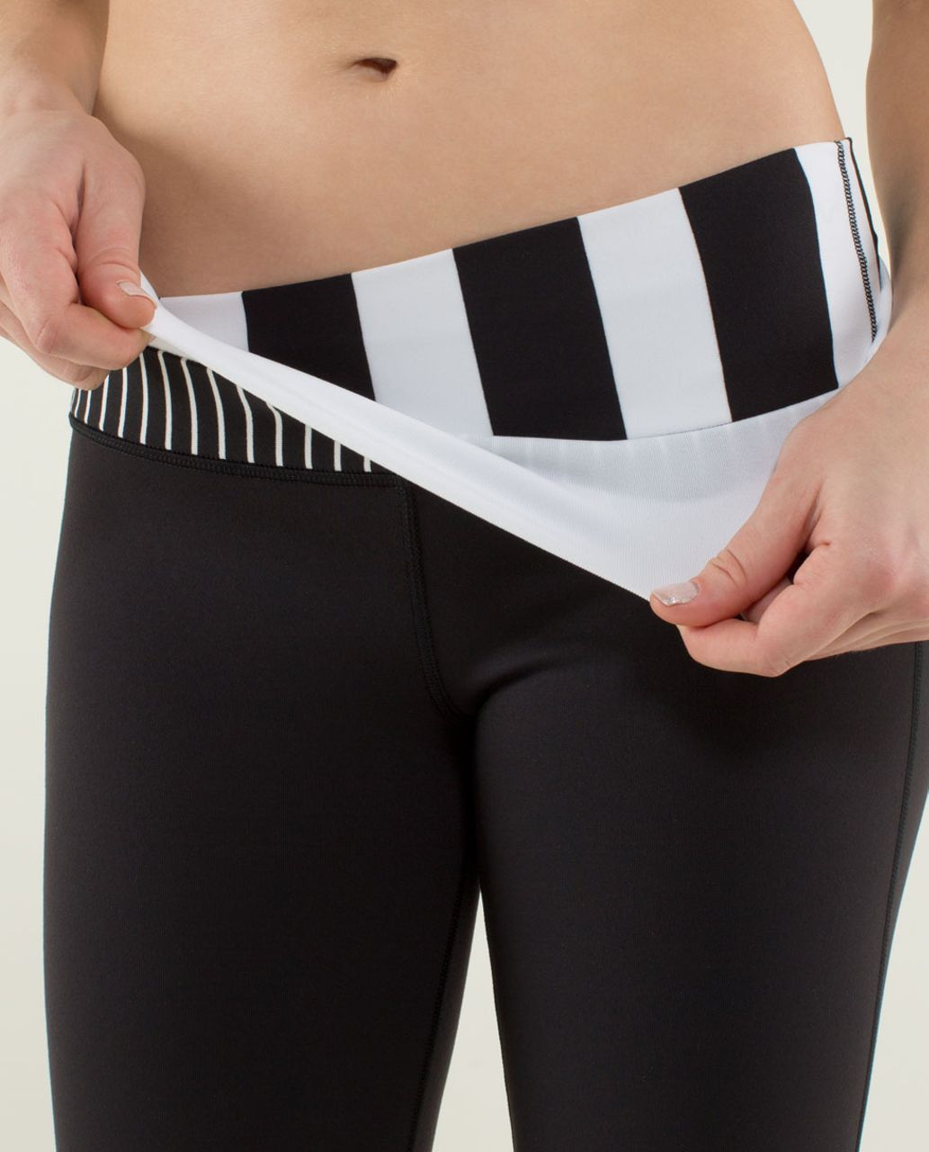 Lululemon Astro Pant (Tall) *Full-On Luon - Black / Straightup Stripe Black White / Parallel Stripe Blackwhite