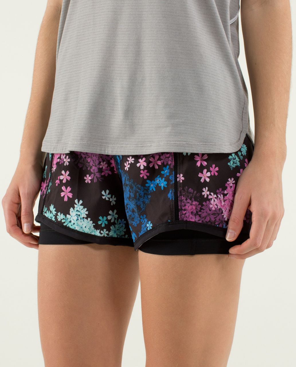 Lululemon In A Flash Short - Petal Pop Multi