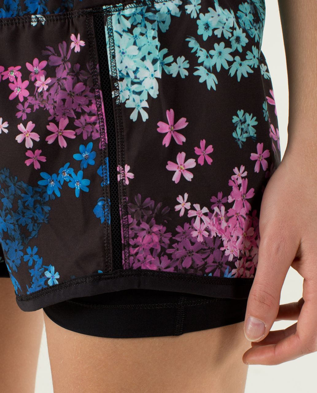 Lululemon In A Flash Short - Petal Pop Multi